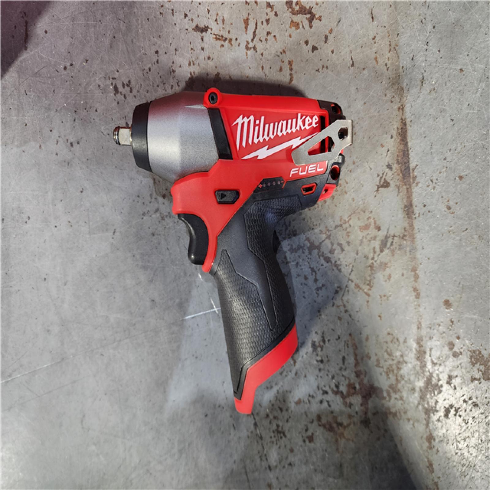 HOUSTON LOCATION - AS-IS (APPEARS LIKE NEW) Milwaukee M12 FUEL Lithium-Ion Brushless Cordless 3/8 in. Impact Wrench Kit