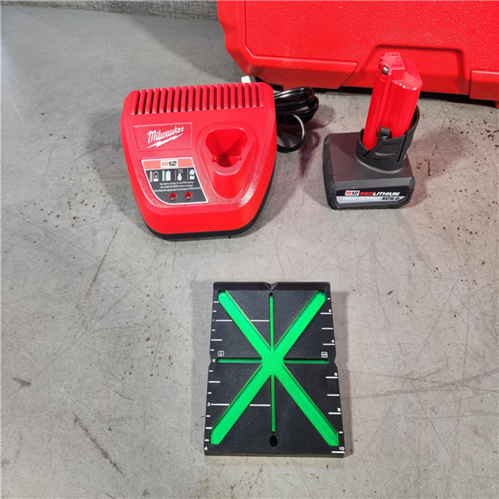 HOUSTON LOCATION - AS-IS (APPEARS LIKE NEW) M12 12-Volt Lithium-Ion Cordless Green 360-Degree Single Plane Laser Level Kit