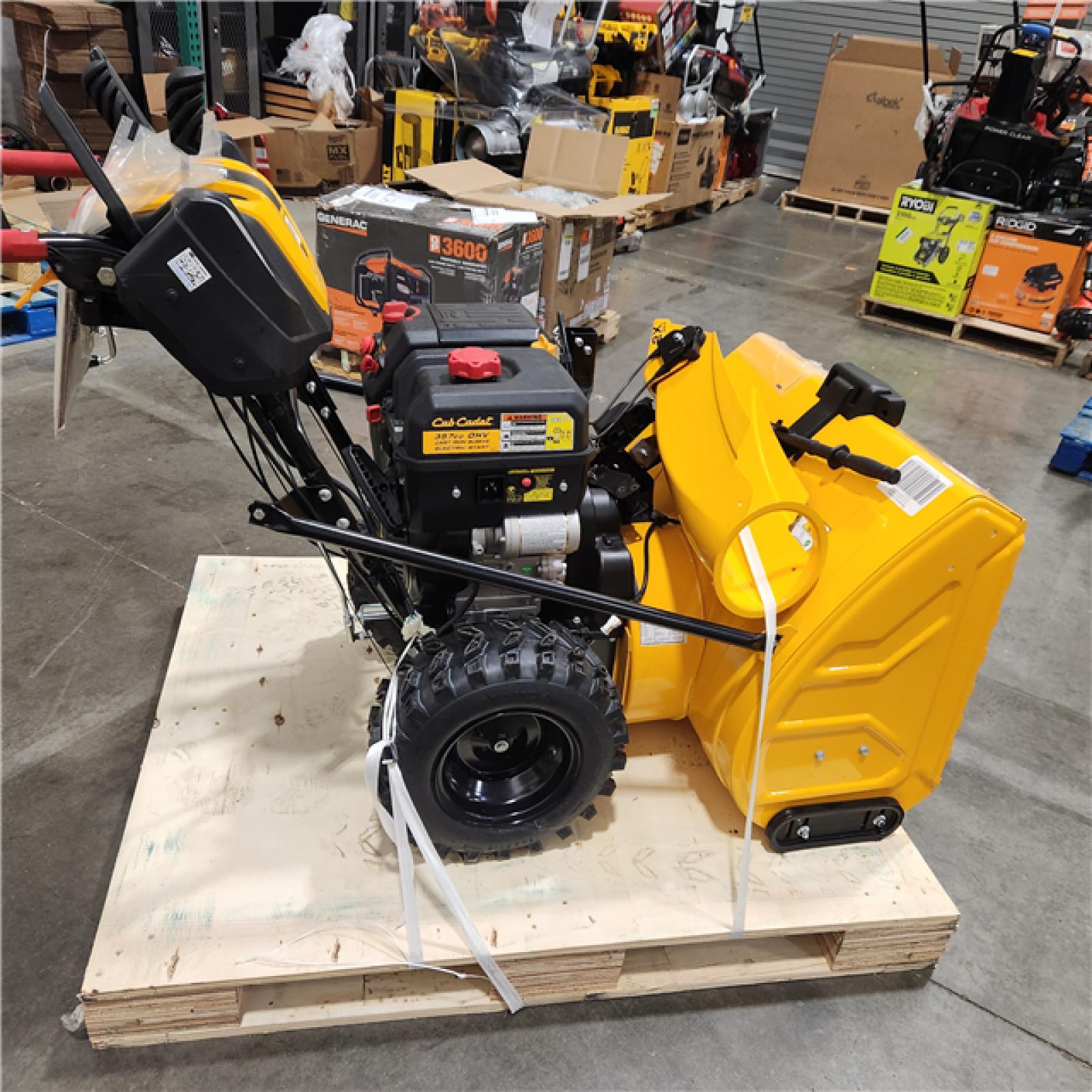 Dallas Location - As-Is Cub Cadet 2X MAX 30 in. 357cc Gas Snow Blower