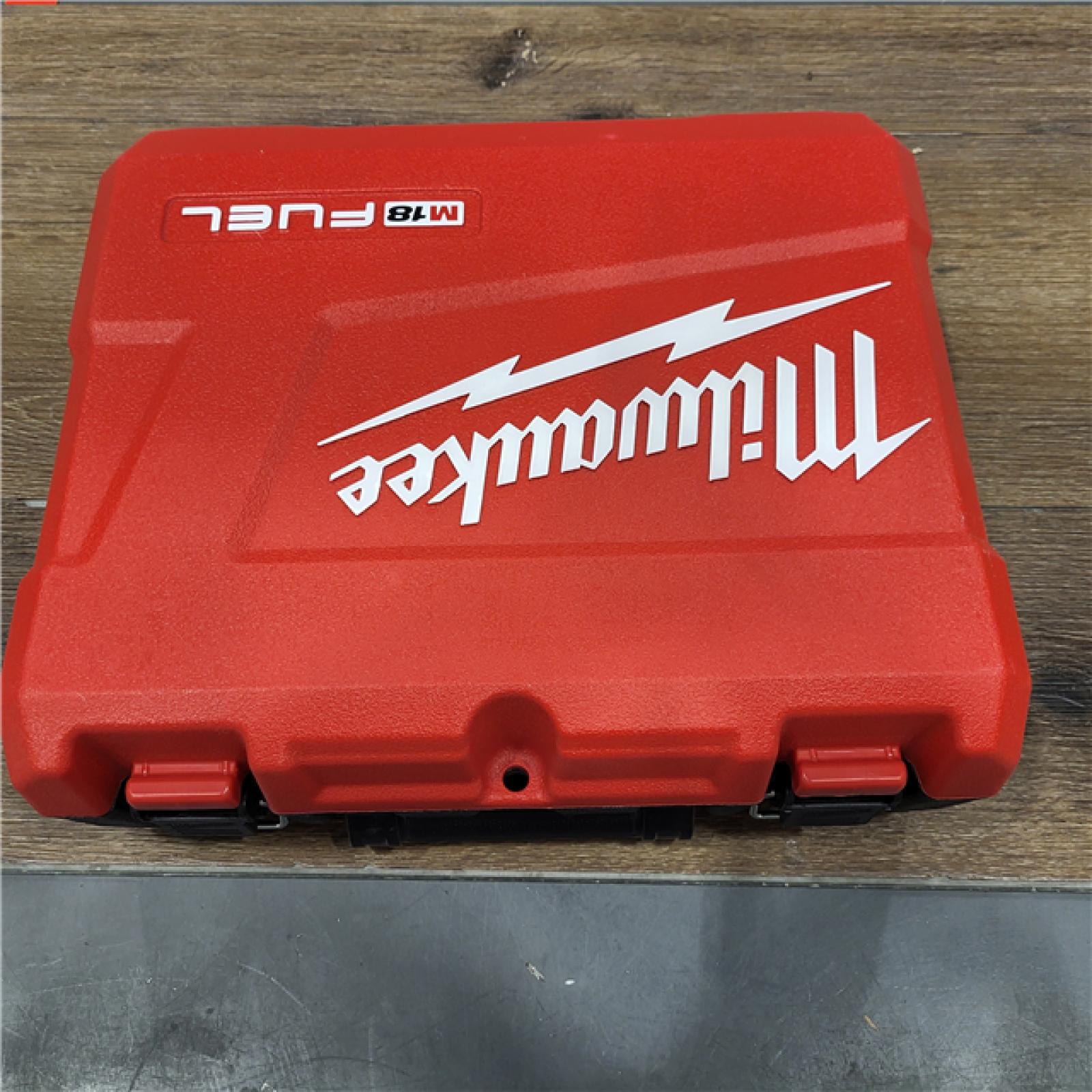 AS-IS Milwaukee 2953-22 M18 FUELâ„¢ 1/4   Hex Impact Driver Kit