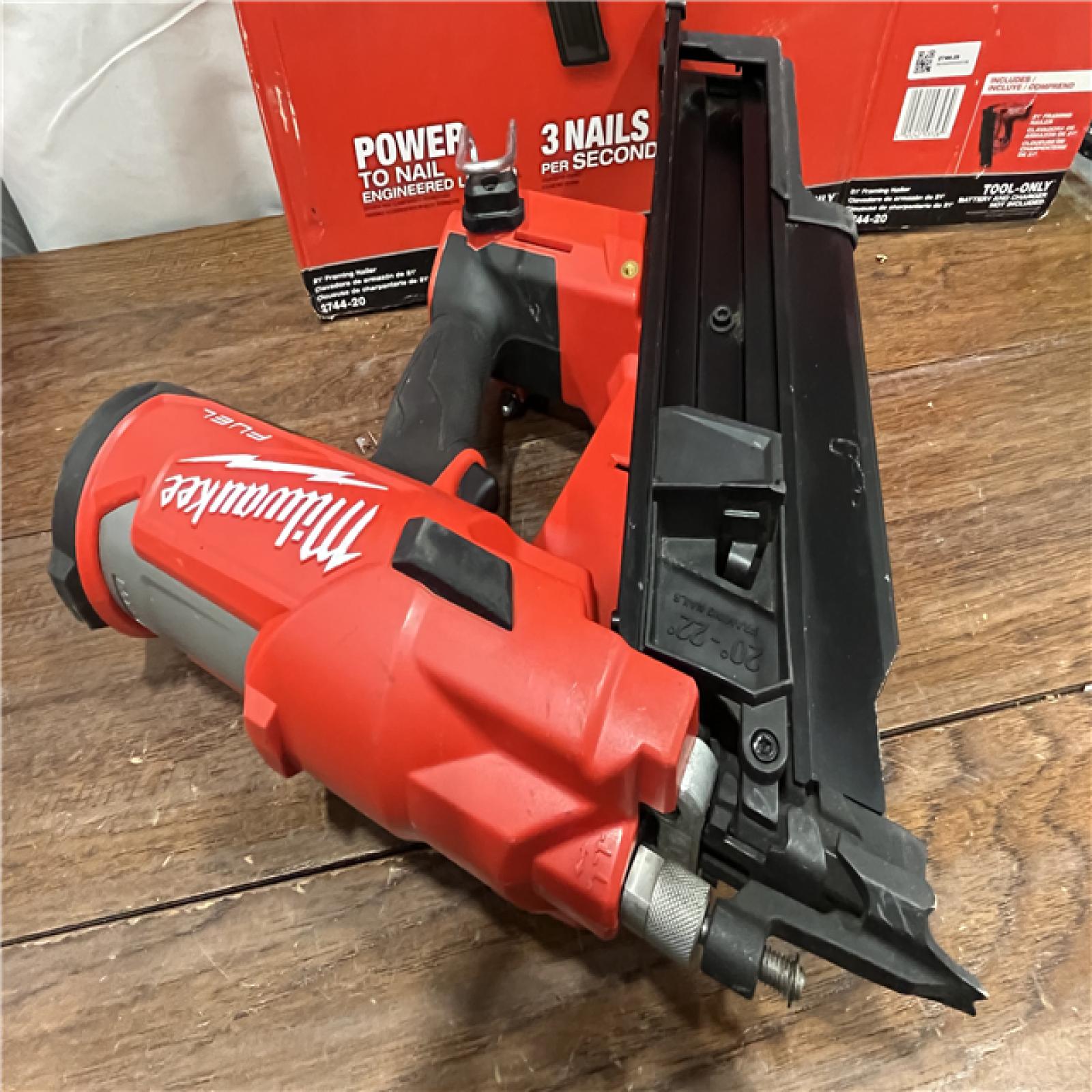 AS-IS Restored Milwaukee 2744-20 M18 FUEL 3-1/2 in. 18-Volt 21-Degree Lithium-Ion Brushless Cordless Framing Nailer (Tool-Only) (Refurbished)