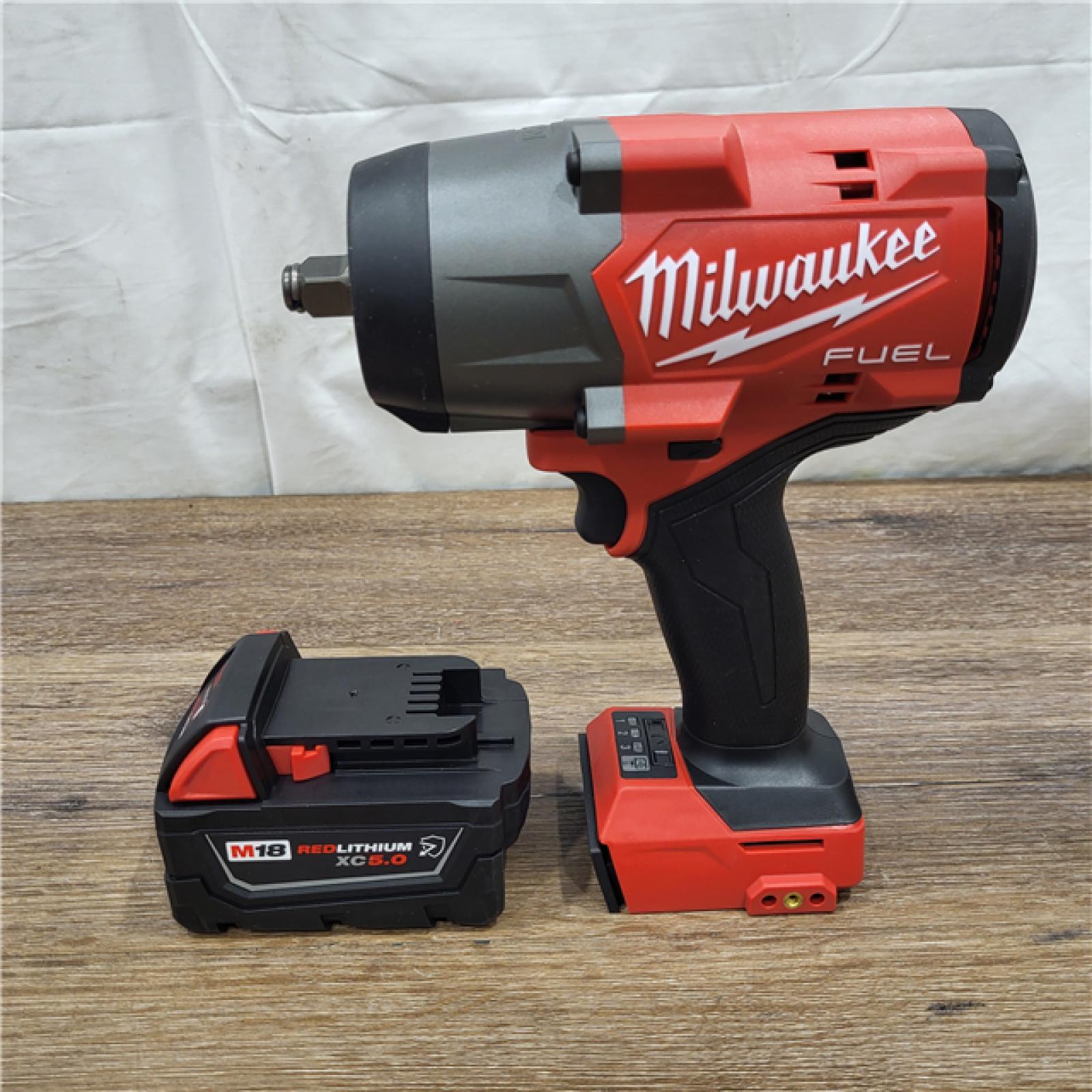 AS-IS Milwaukee 2967-21B M18 FUEL 1/2 High Torque Impact Wrench W/ Friction Ring 5.0Ah Kit