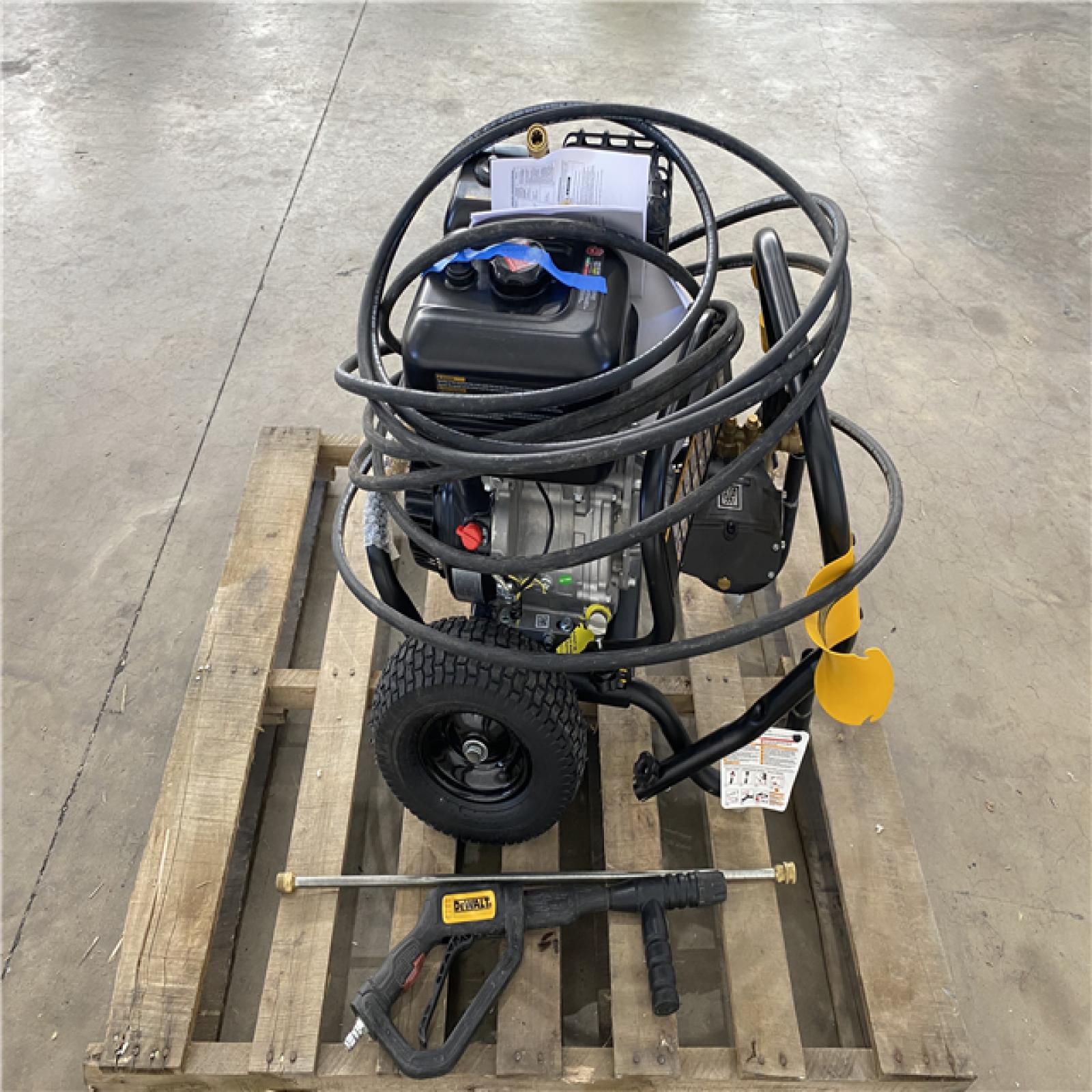 Houston Location - AS-IS Dewalt 4400 Psi 4.0 Gpm Pressure Washer