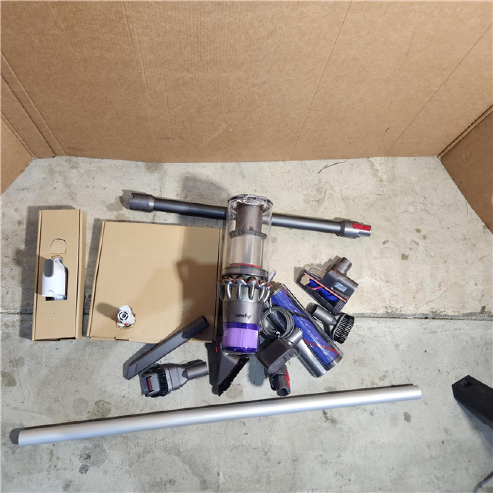 Houston location AS-IS Dyson V11 Complete Bagless Cordless Washable Filter Stick Vacuum for All Floor Types in Iron with Floor Dok