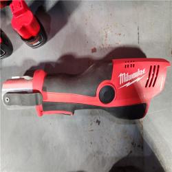 HOUSTON LOCATION - AS-IS Milwaukee M12 Force Logic Press Tool 1/2 in. to 1 in. Kit