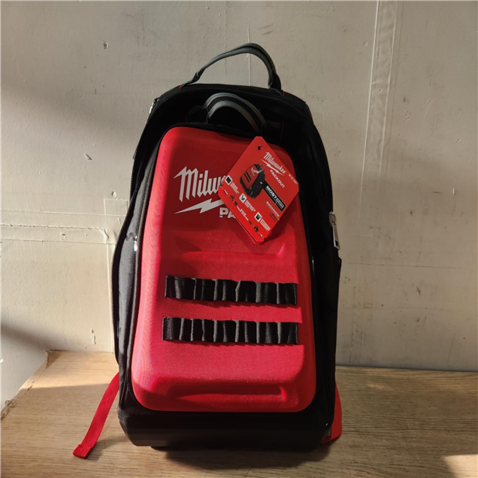 Phoenix Location NEW Milwaukee 15 in. PACKOUT Tool Backpack