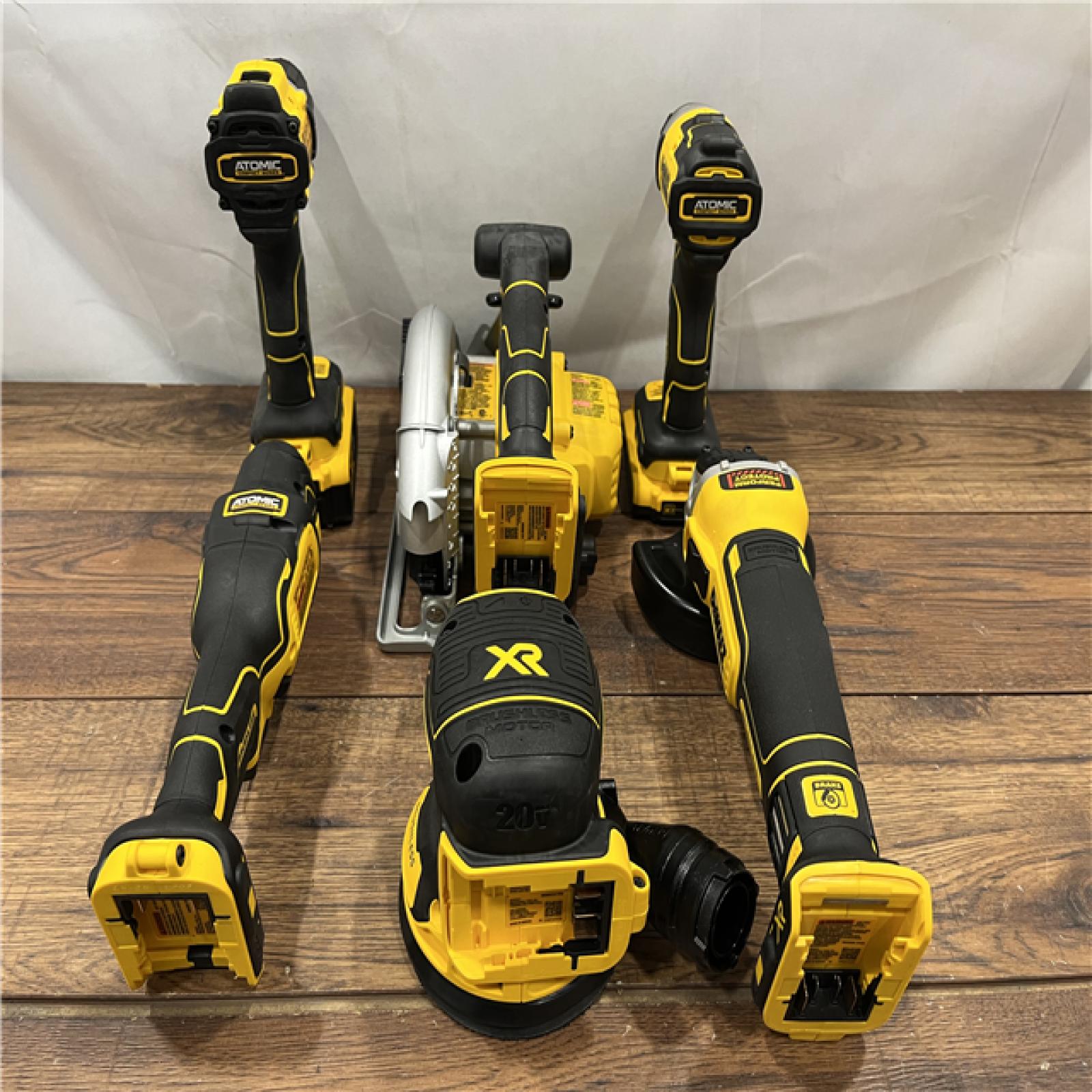 AS IS Dewalt 20-Volt MAX ToughSystem Lithium-Ion 6-Tool Cordless Combo Kit