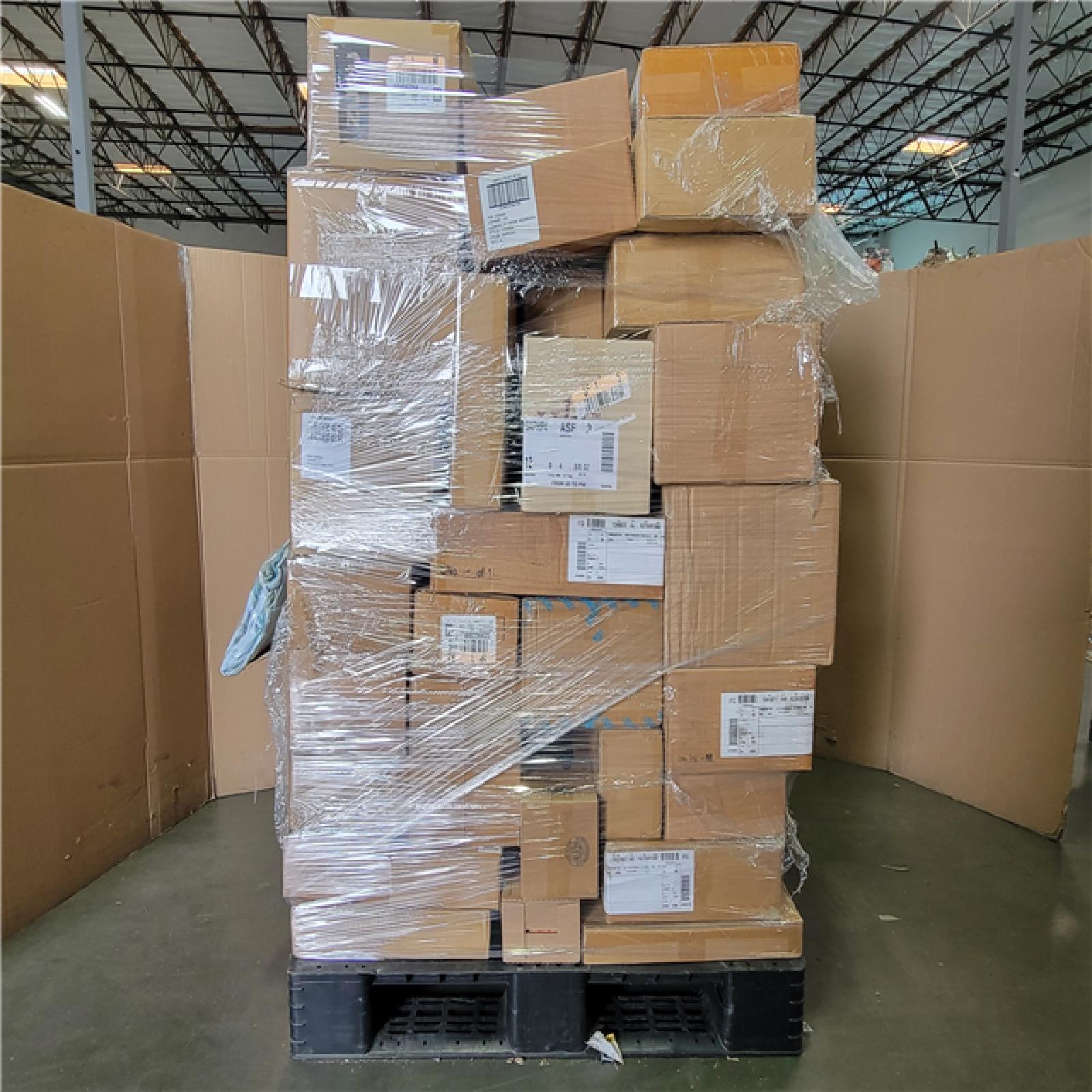 California NEW TGT Clothes Pallet