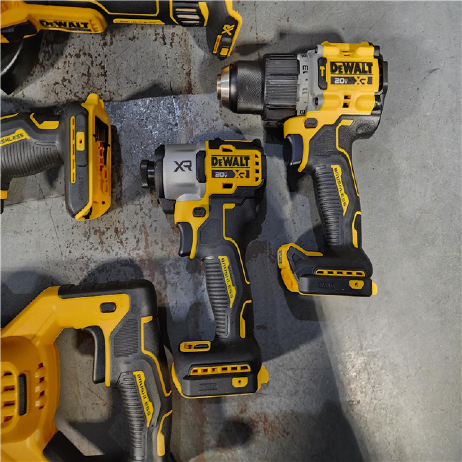 HOUSTON LOCATION - AS-IS (APPEARS LIKE NEW) DEWALT 20V 6-TOOL COMBO KIT