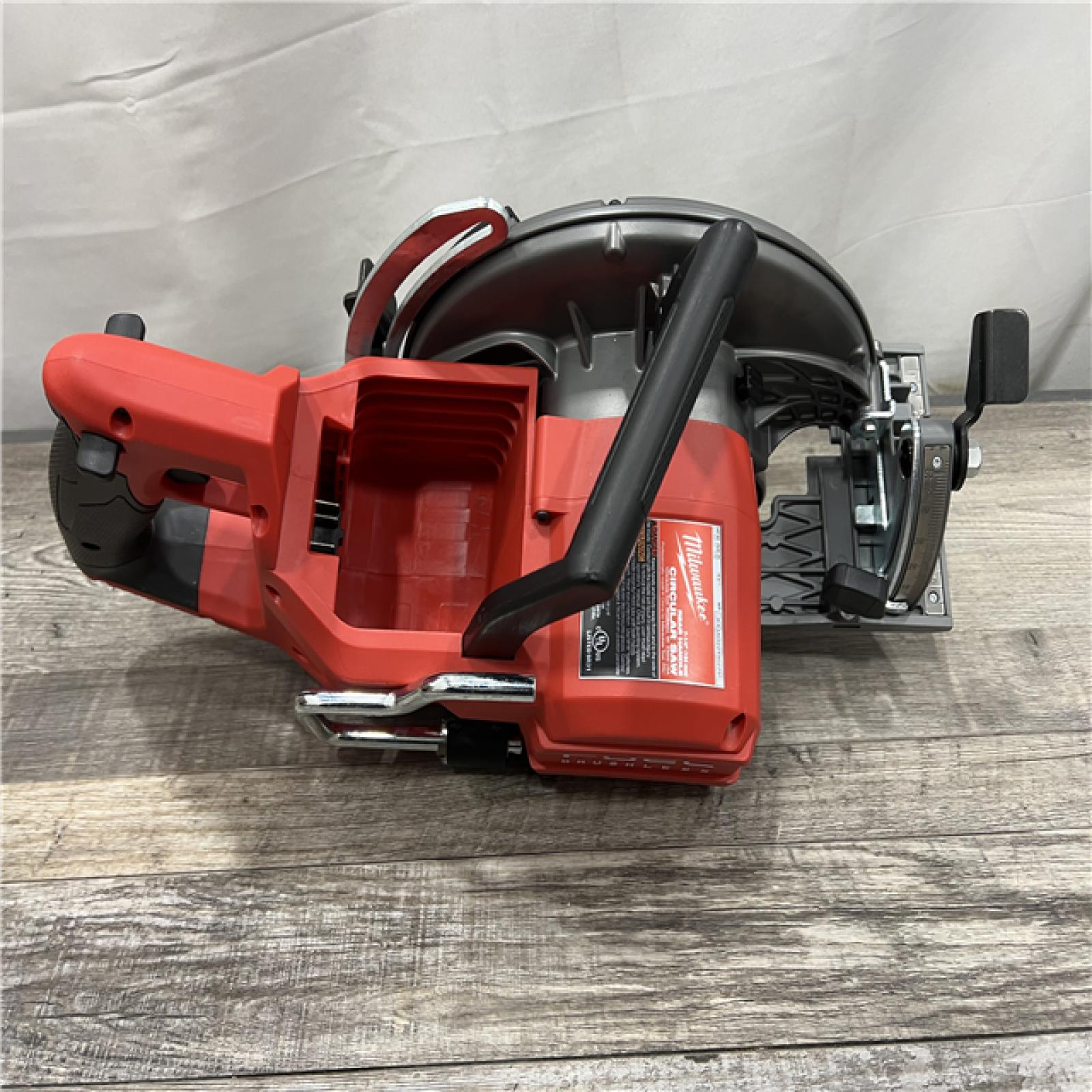 AS-IS Milwaukee 2830-20 Rear Handle Circular Saw M18 FUEL 7-1/4  Cordless Brushless Tool Only