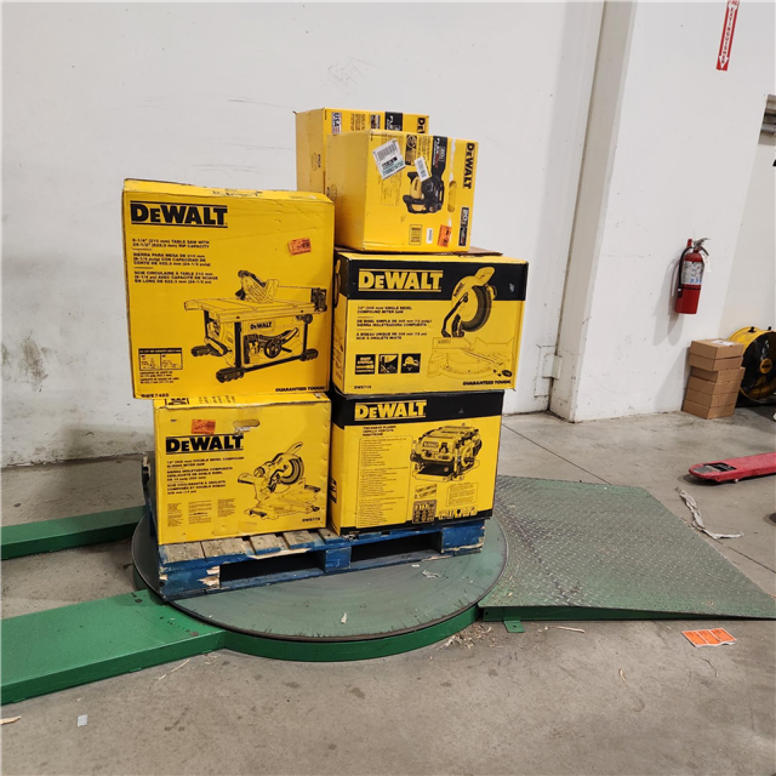 Dallas Location - As-Is DEWALT Tool Pallet