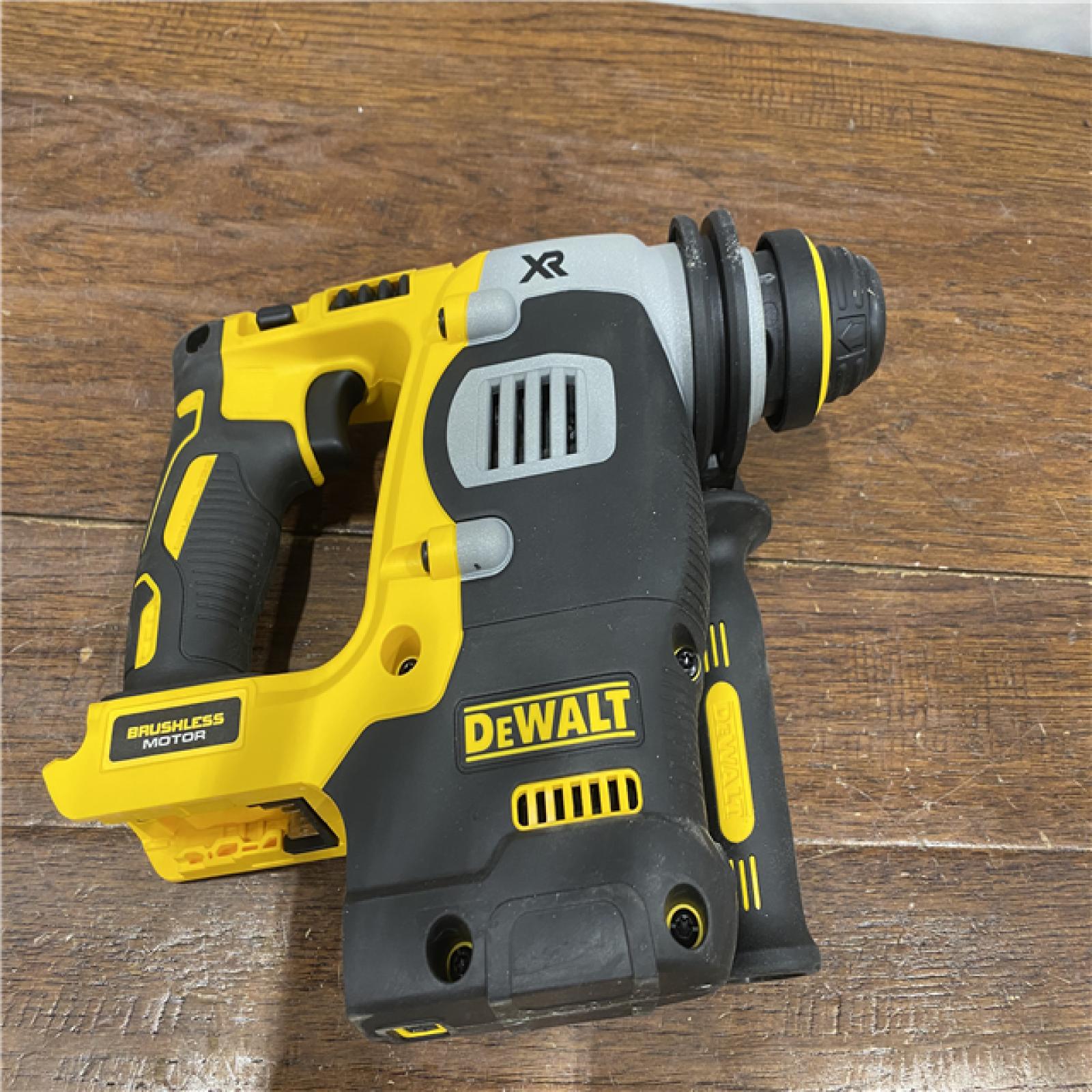 AS-ISDewalt | SDS 20-V Cordless Rotary Hammer