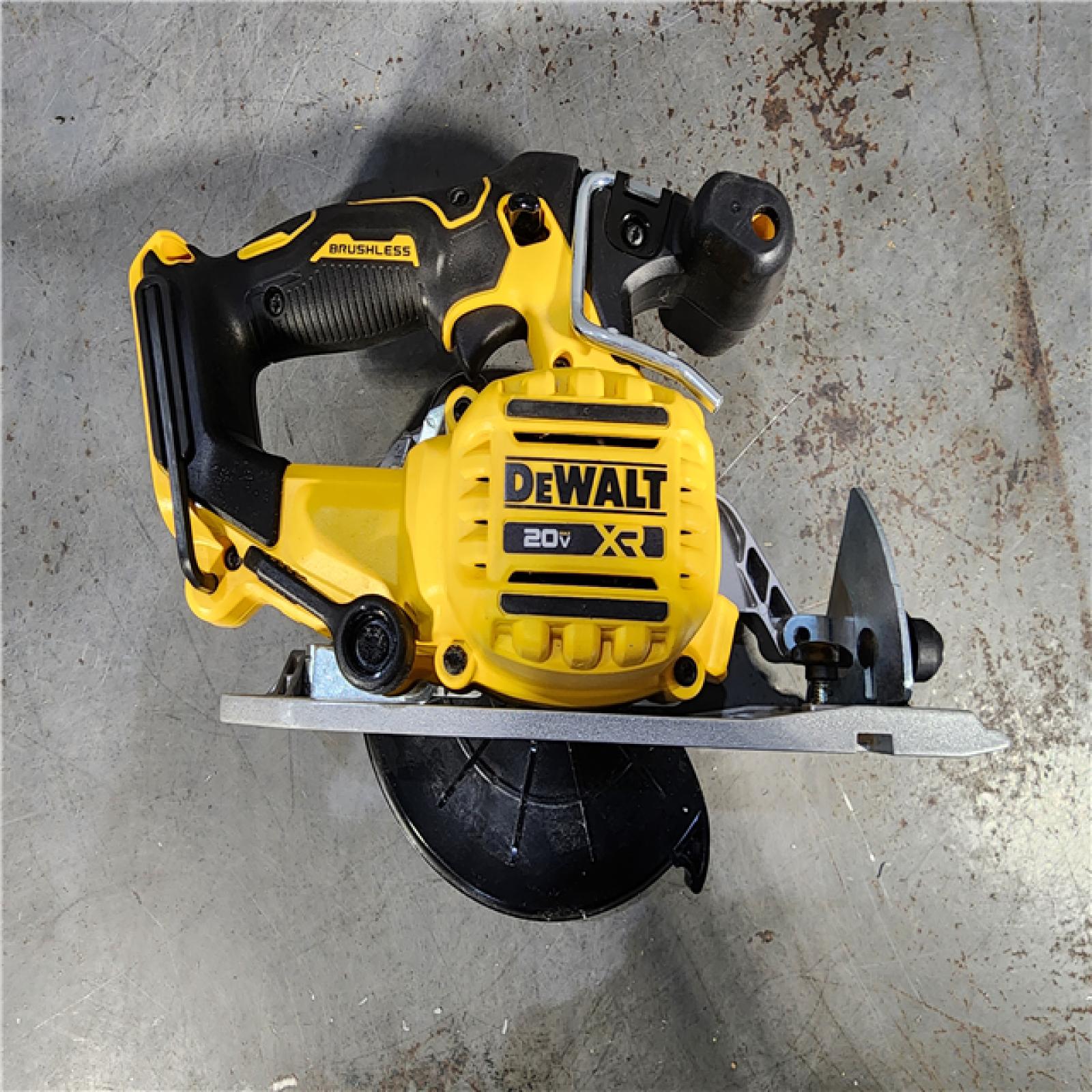 HOUSTON LOCATION - AS-IS DeWALT DCS565B 20V Max Brushless 6.5   Cordless Circular Saw (TOOL ONLY)