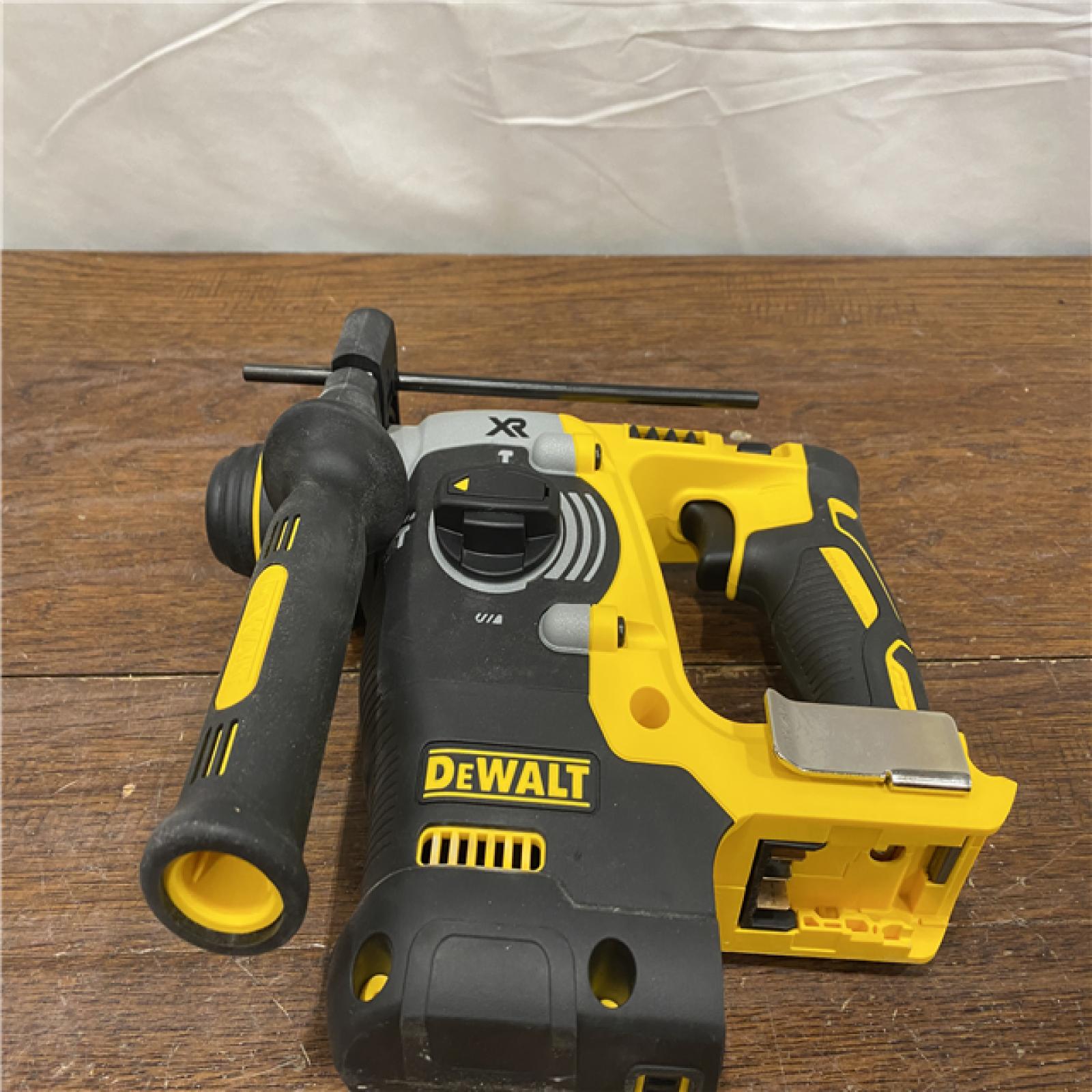 AS-ISDewalt | SDS 20-V Cordless Rotary Hammer