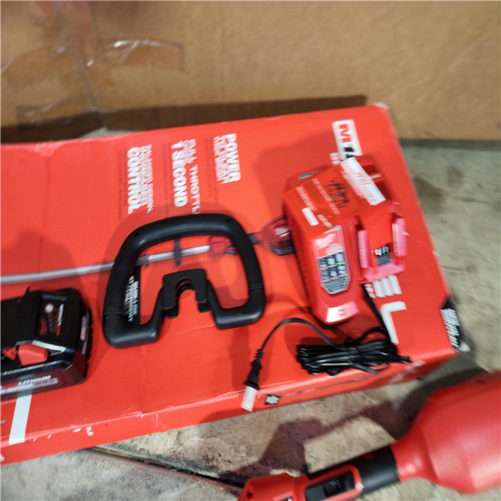 HOUSTON LOCATION - AS-IS (APPEARS LIKE NEW) M18 FUEL 18V Lithium-Ion Brushless Cordless String Trimmer with QUIK-LOK Attachment Capability and 8.0 Ah Battery