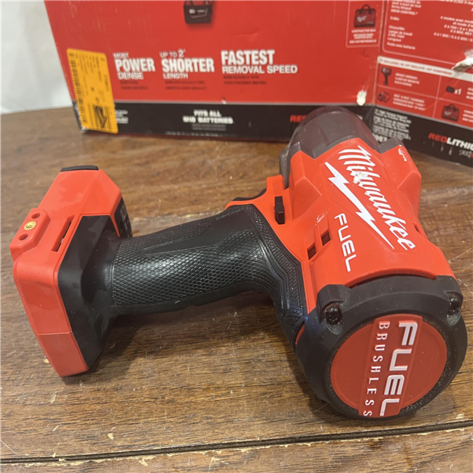 AS-ISMilwaukee M18 1/2 in. Cordless Brushless High Torque Impact Wrench Kit (Battery & Charger)