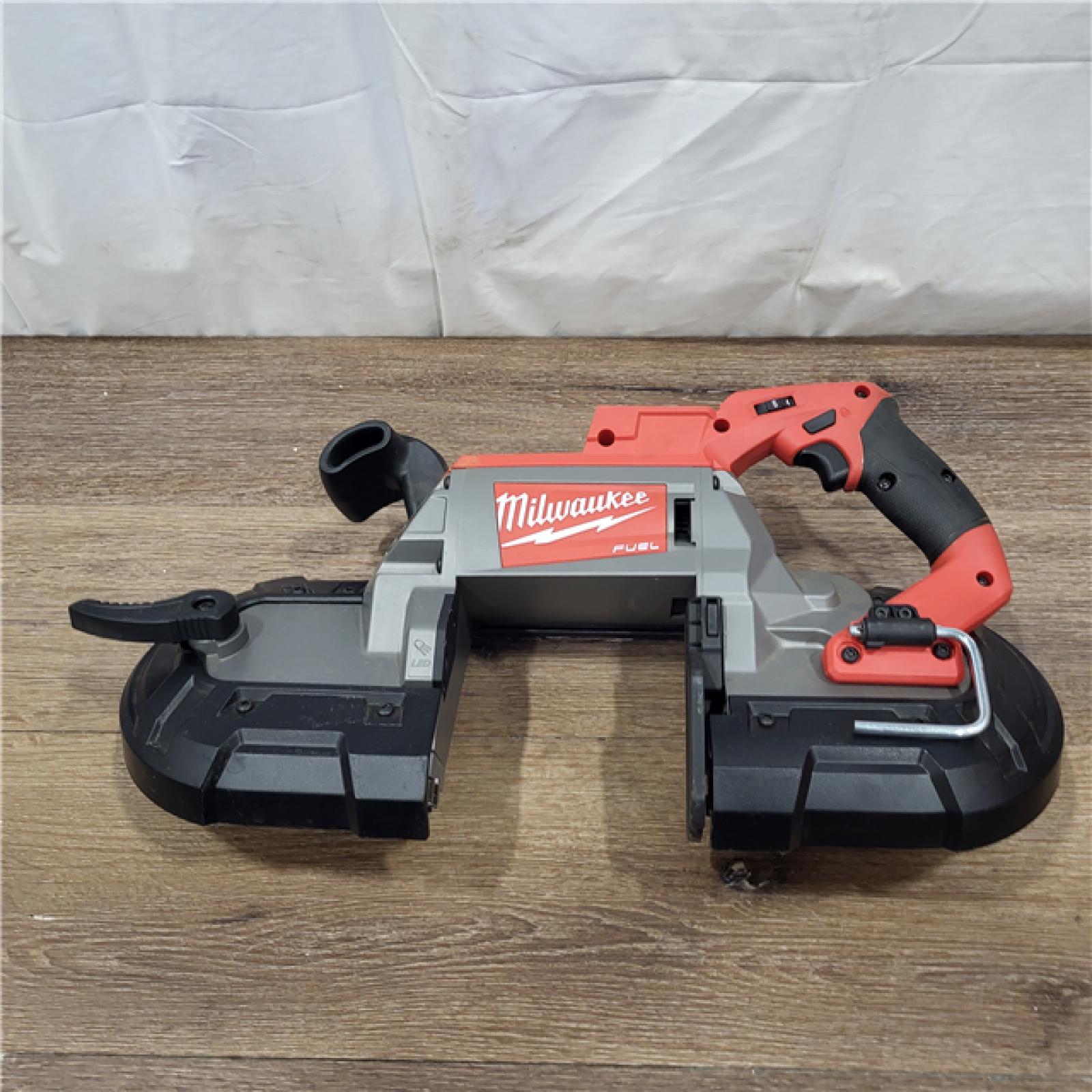 AS-IS Milwaukee 2729-20 - M18 Fuel 18V Cordless Brushless Band Saw Bare Tool