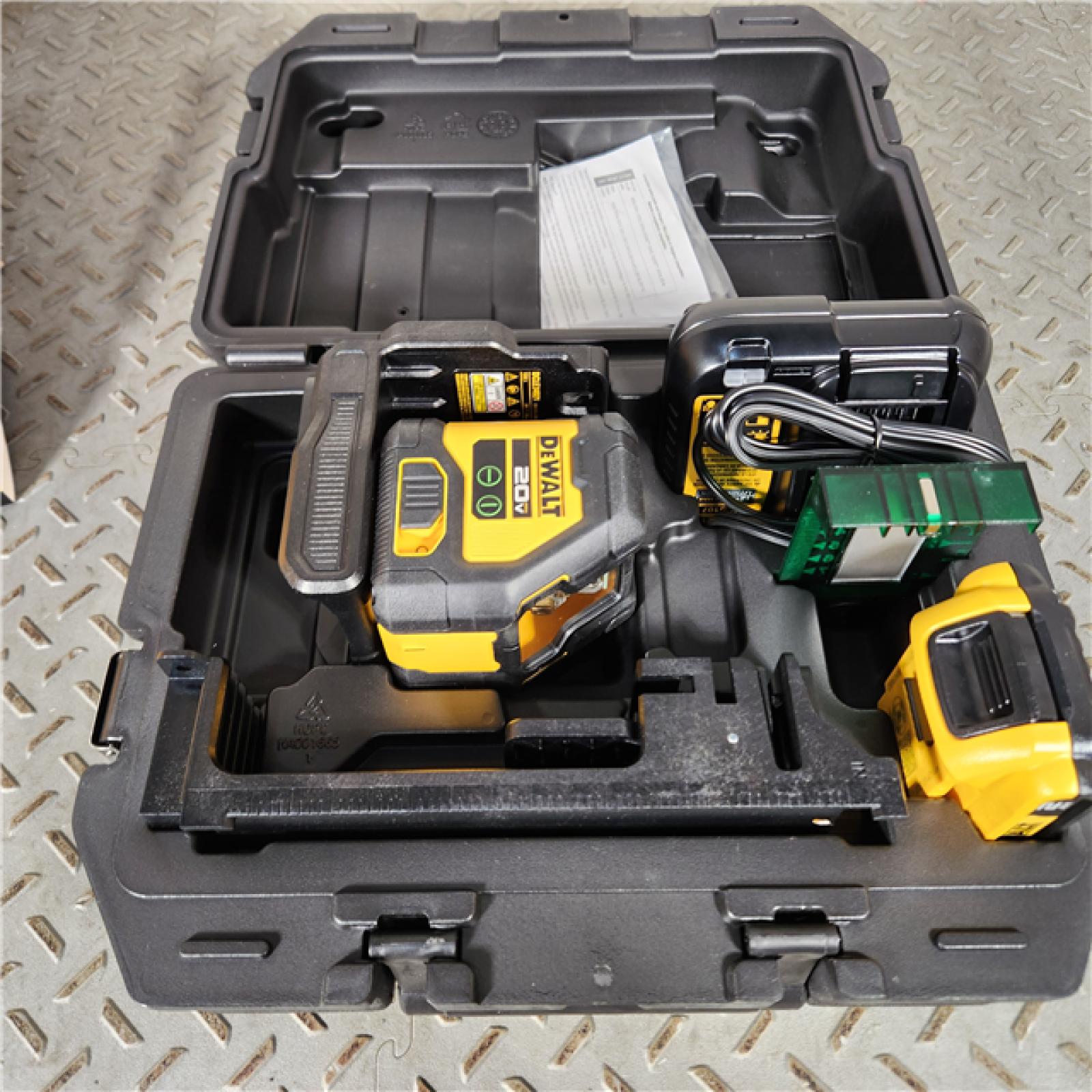 Houston location- AS-IS DEWALT 20V MAX Lithium-Ion Cross Line Laser Level Kit with 2.0Ah Battery, Charger and Case