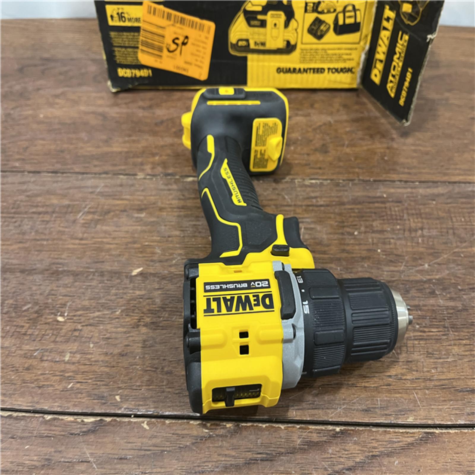 AS-ISDeWalt ATOMIC COMPACT SERIESâ„¢ 20V MAX* Brushless Cordless 1/2 in. Drill/Driver