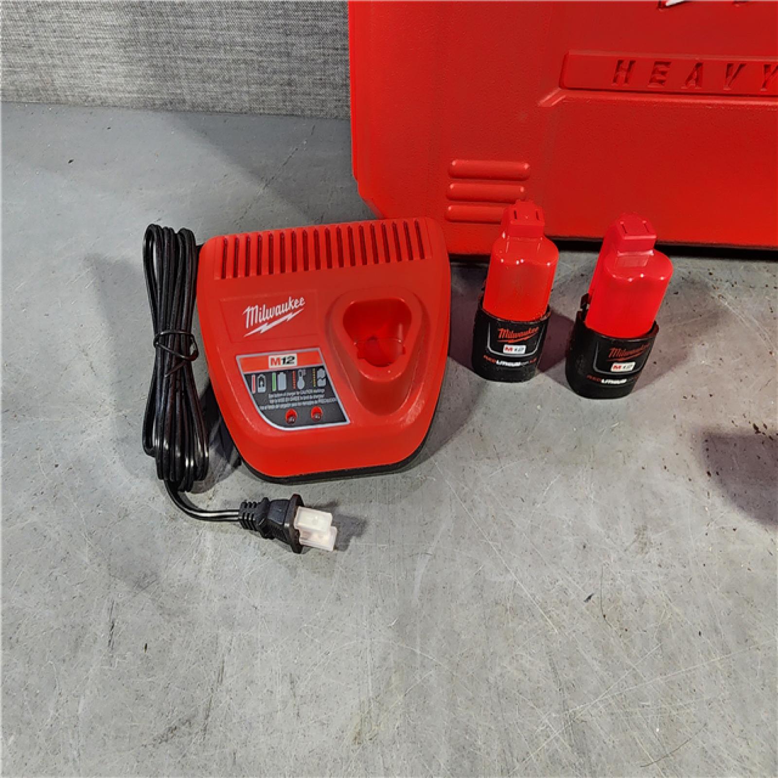 HOUSTON LOCATION - AS-IS Milwaukee M12 Force Logic Press Tool 1/2 in. to 1 in. Kit