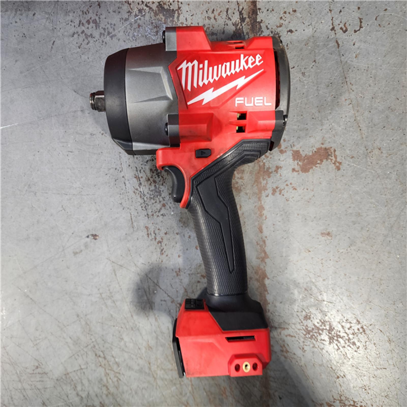 HOUSTON LOCATION - AS-IS Milwaukee M18 1/2 in. Cordless Brushless High Torque Impact Wrench Kit (Battery & Charger)