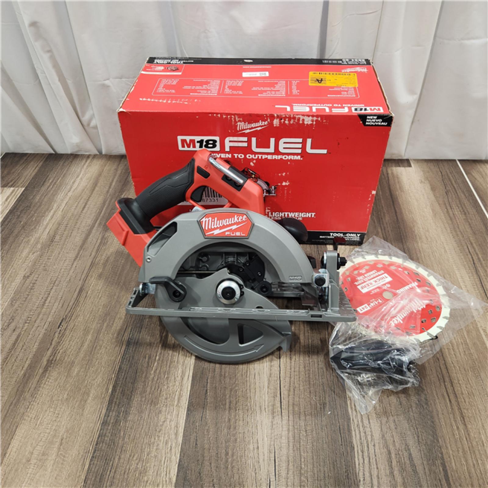 AS IS Milwaukee M18 FUEL 18V Lithium-Ion Brushless Cordless 7-1/4 in. Circular Saw (Tool-Only)