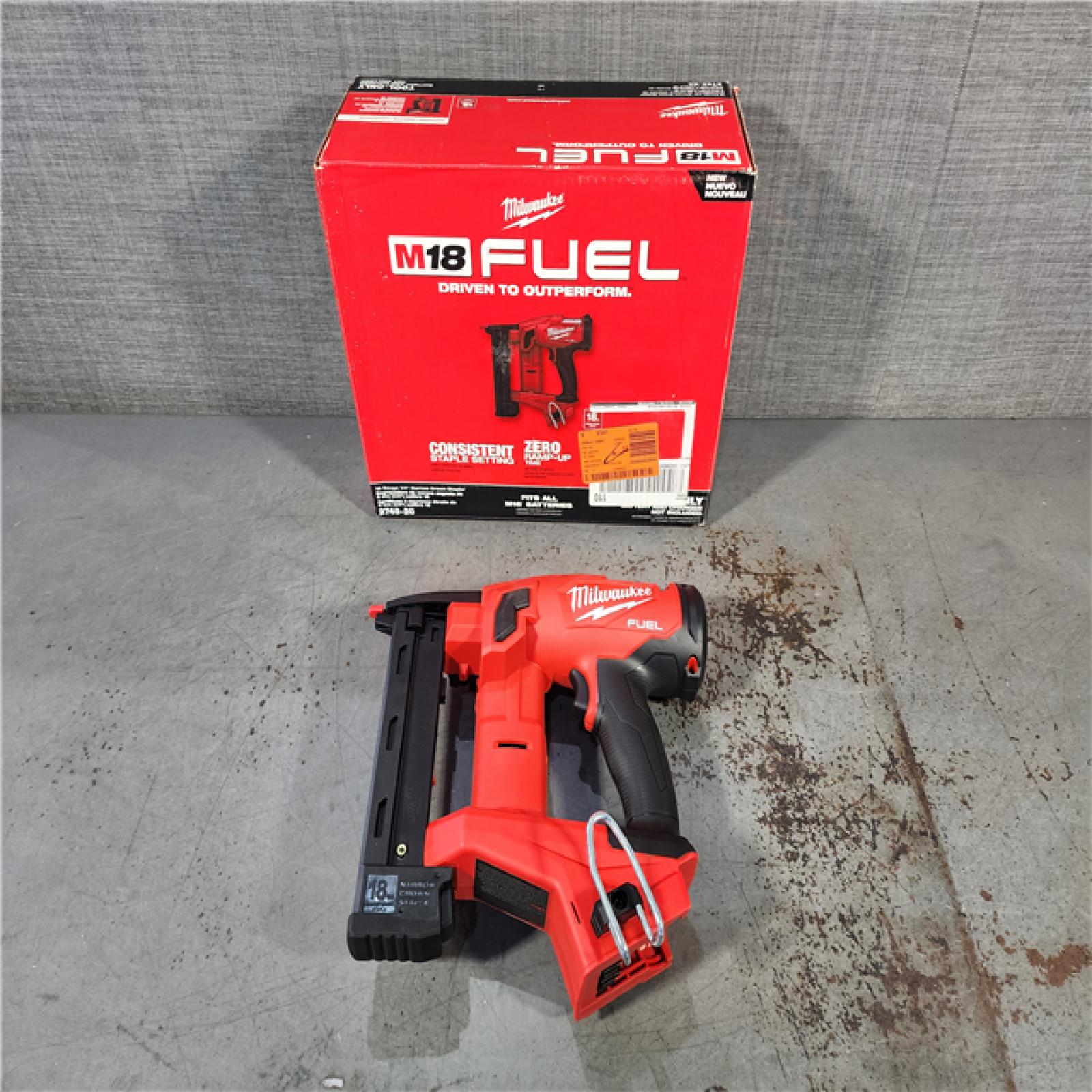 HOUSTON LOCATION - AS-IS (APPEARS LIKE NEW) M18 FUEL 18-Volt Lithium-Ion Brushless Cordless 18-Gauge 1/4 in. Narrow Crown Stapler (Tool-Only)