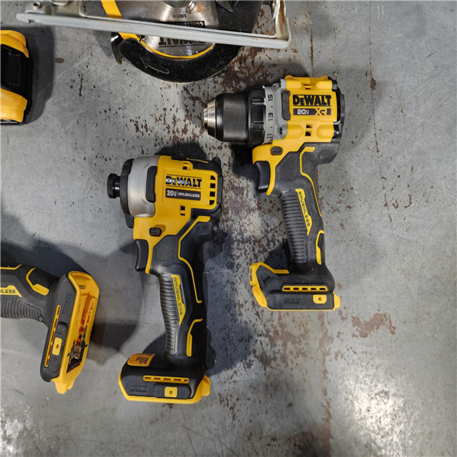 HOUSTON LOCATION - AS-IS DEWALT 4 TOOL COMBO KIT W/ (2) BATTERY & CHARGER