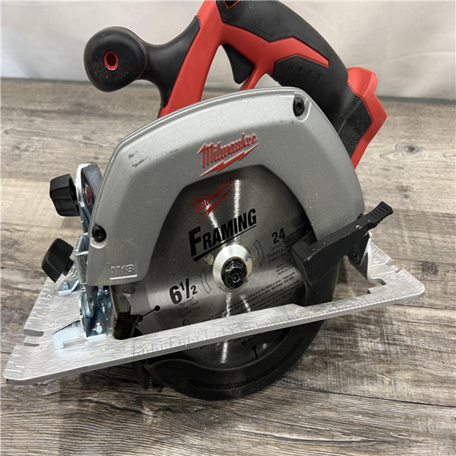 AS-IS MILWAUKEE Milwaukee 2630-20 M18 Cordless 6-1/2 Circular Saw Bare Tool Only - All