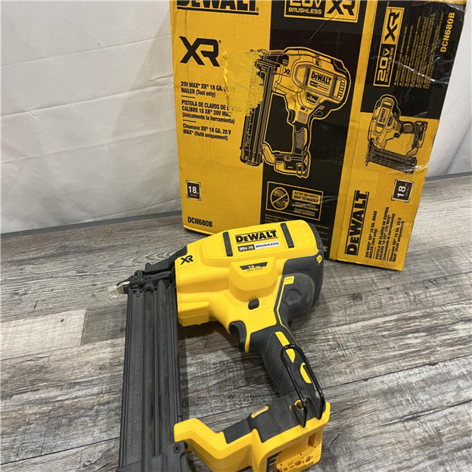 AS-IS DeWalt 20V MAX XR Lithium-Ion Electric Cordless 18-Gauge Brad Nailer (Tool Only)