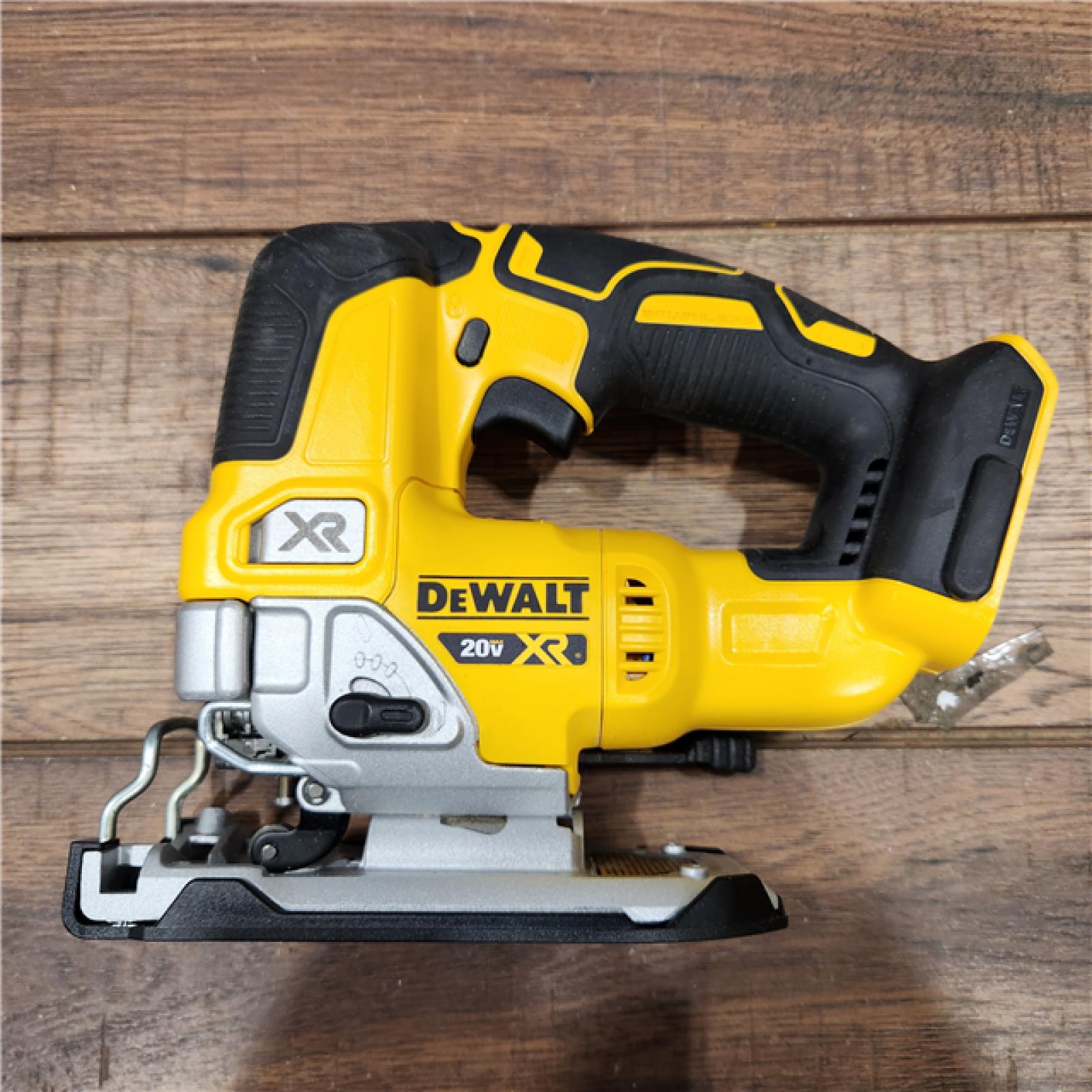 AS-IS 20V MAX XR Cordless Brushless Jigsaw (Tool Only)