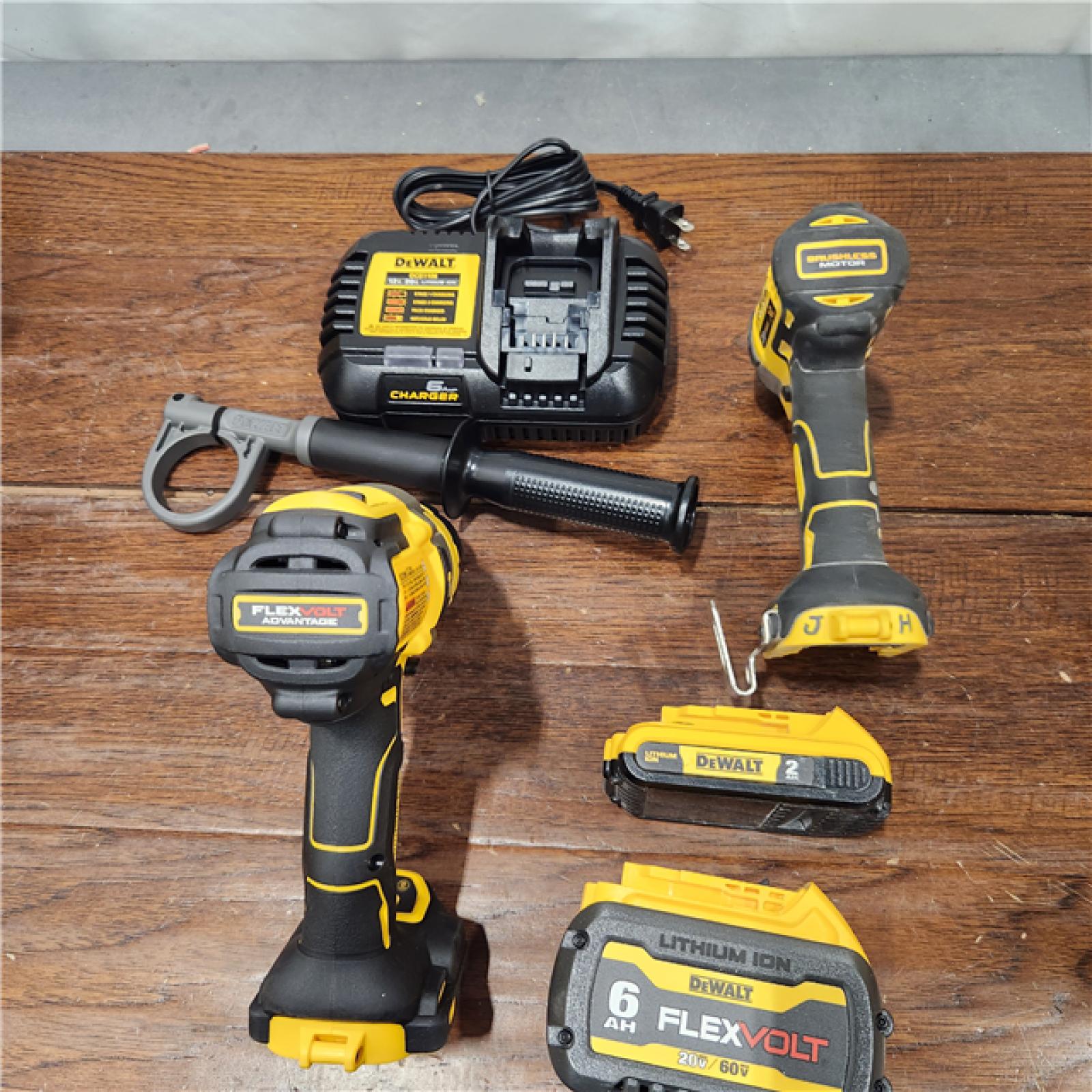 AS-IS 20V MAX Cordless Brushless Hammer Drill/Driver 2 Tool Combo Kit with FLEXVOLT ADVANTAGE