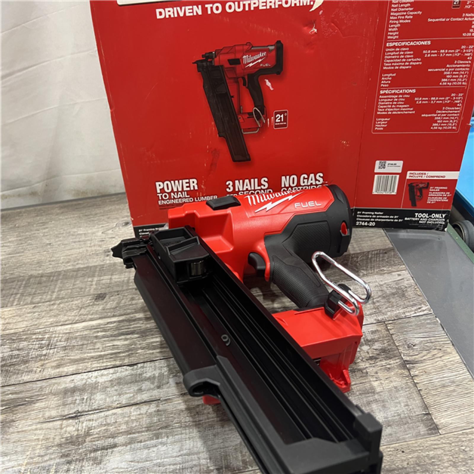 AS-IS Milwaukee 2744-20 M18 FUEL 21-Degree Cordless Framing Nailer (Tool Only)