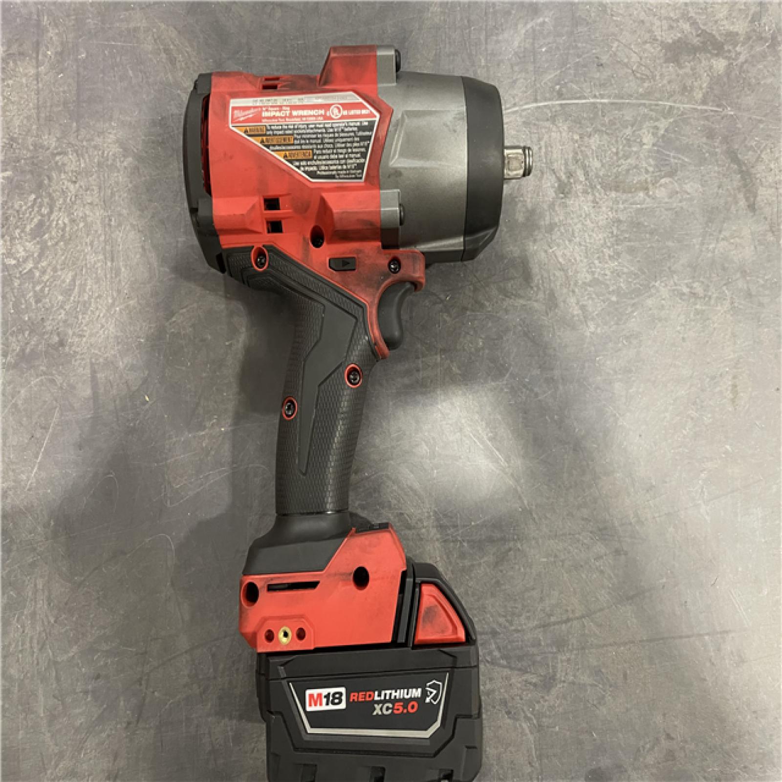 AS-IS Milwaukee M18 1/2 in. Cordless Brushless High Torque Impact Wrench Kit (Battery & Charger)