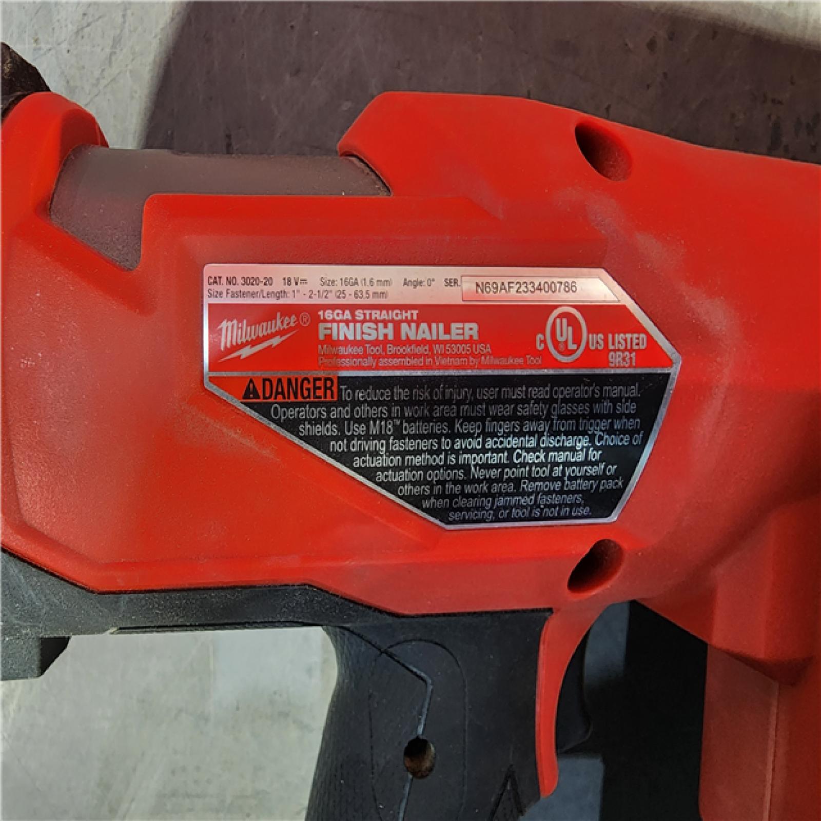 HOUSTON LOCATION - AS-IS Milwaukee Tool Cordless Finish Nail Gun 18 V 3020-20 (TOOL ONLY)