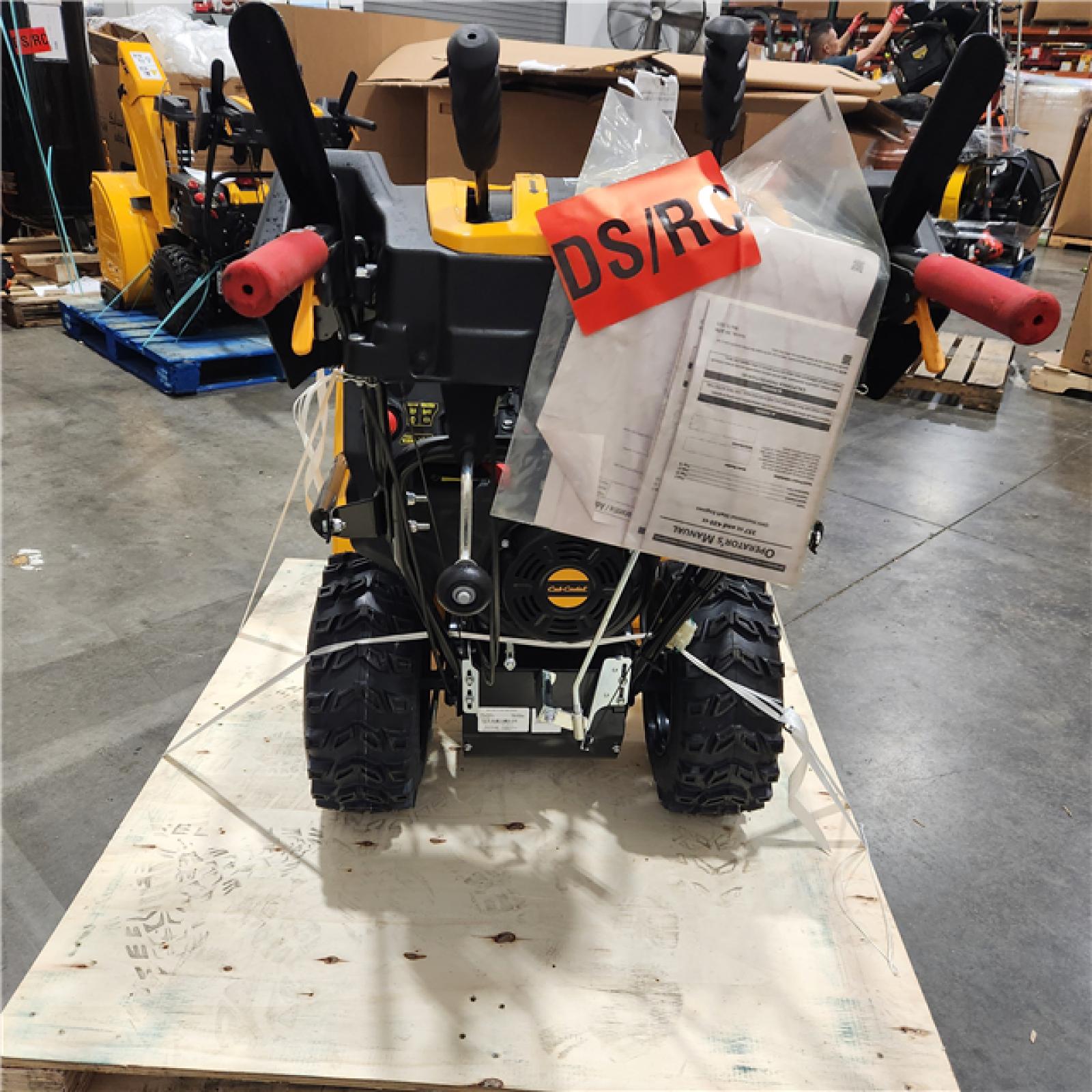 Dallas Location - As-Is Cub Cadet 2X MAX 30 in. 357cc Gas Snow Blower