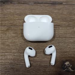 AS-IS Apple - AirPods (3rd generation) with Lightning Charging Case - White