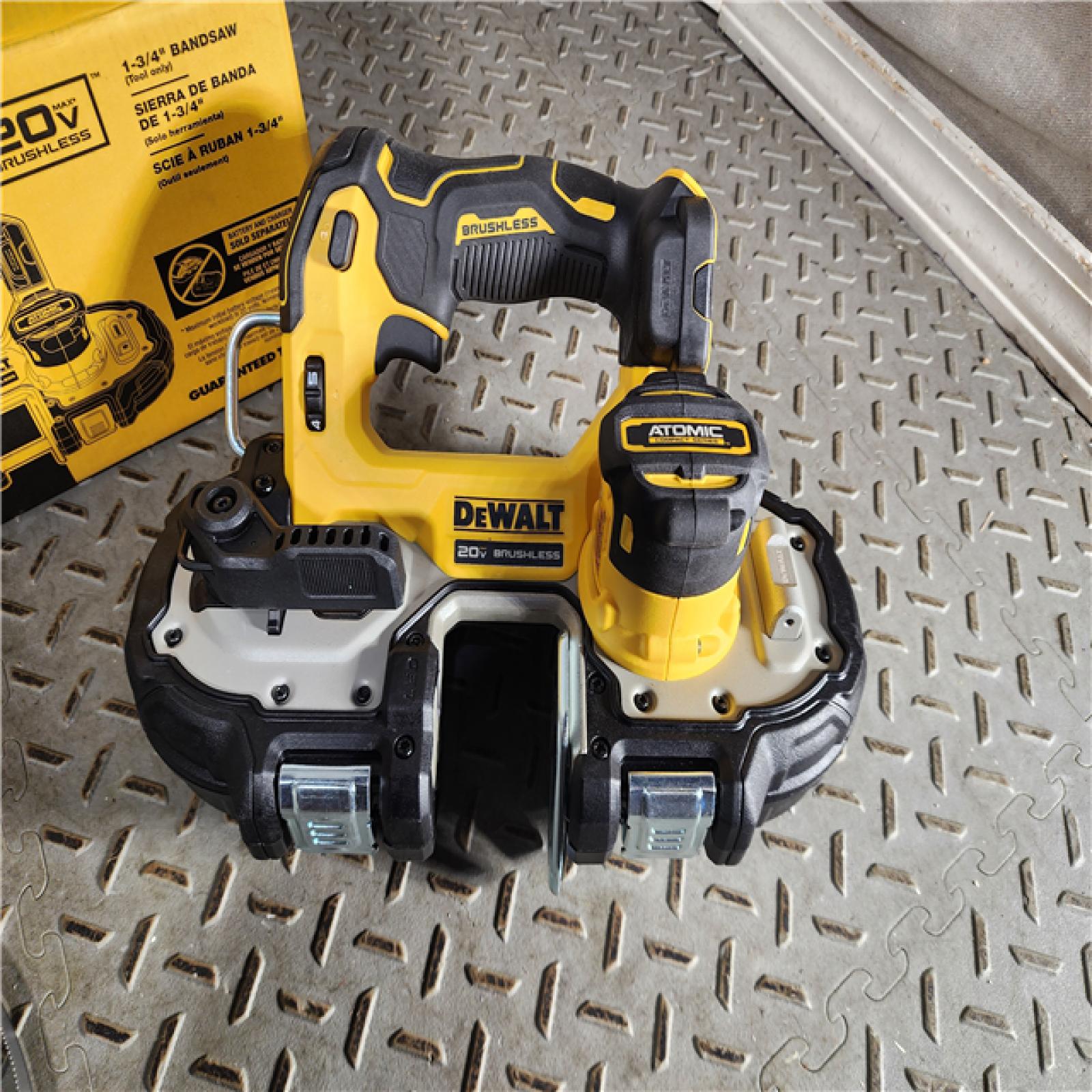 HOUSTON LOCATION - AS-IS Dewalt DCS377B 20V MAX ATOMIC Brushless Cordless 1-3/4  Compact Bandsaw (TOOL ONLY)