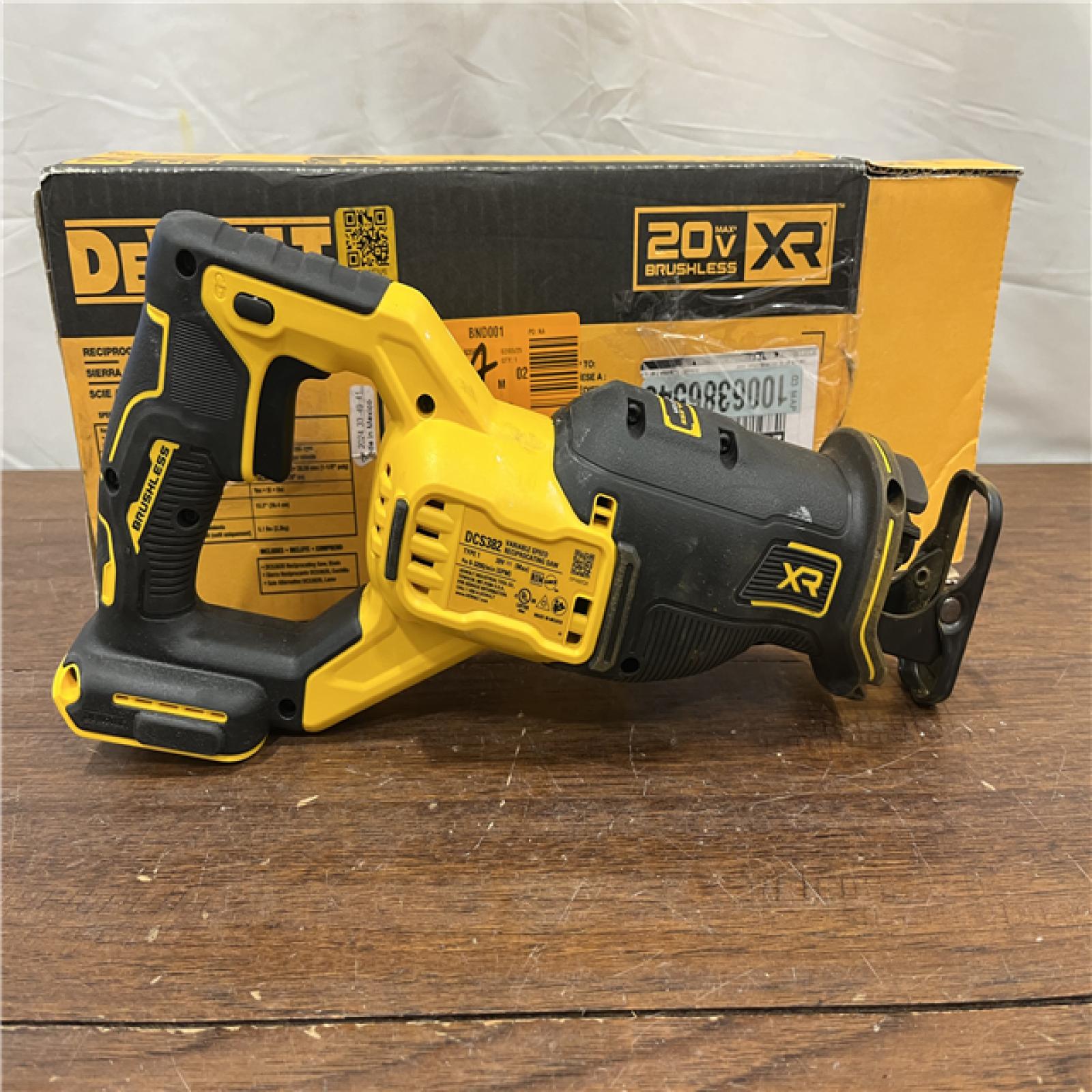 AS-ISDEWALT 20V MAX XR Cordless Brushless Reciprocating Saw (Tool Only)