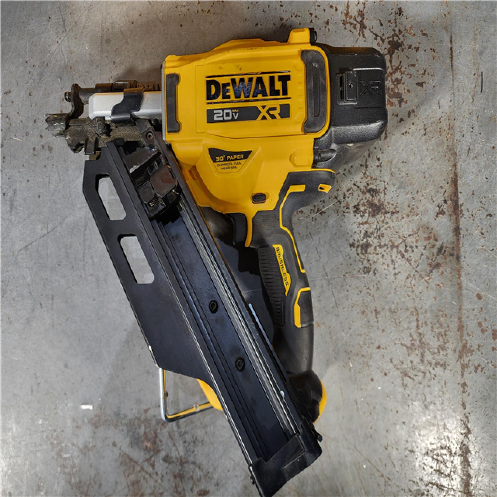 HOUSTON LOCATION - AS-IS DEWALT 20-Volt 30Â° Cordless Framing Nailer (Tool-Only)