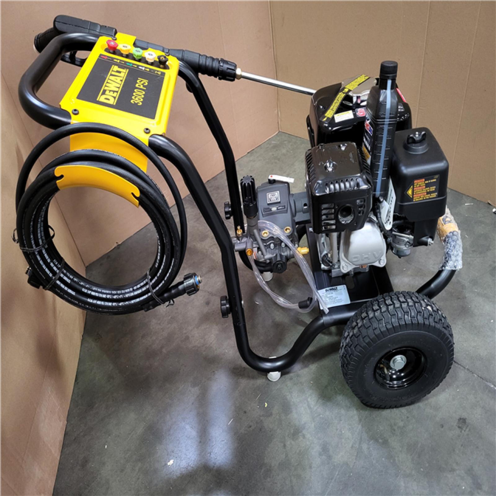 CALIFORNIA AS-IS DEWALT HIGH PERFORMANCE EASY START HONDA GX 200 3600 PSI GAS  PRESSURE WASHER