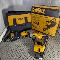 HOUSTON LOCATION - AS-IS (APPEARS LIKE NEW) DeWalt 20V MAX Brushless Cordless 2-Speed 30° Paper Collated Framing Nailer Kit