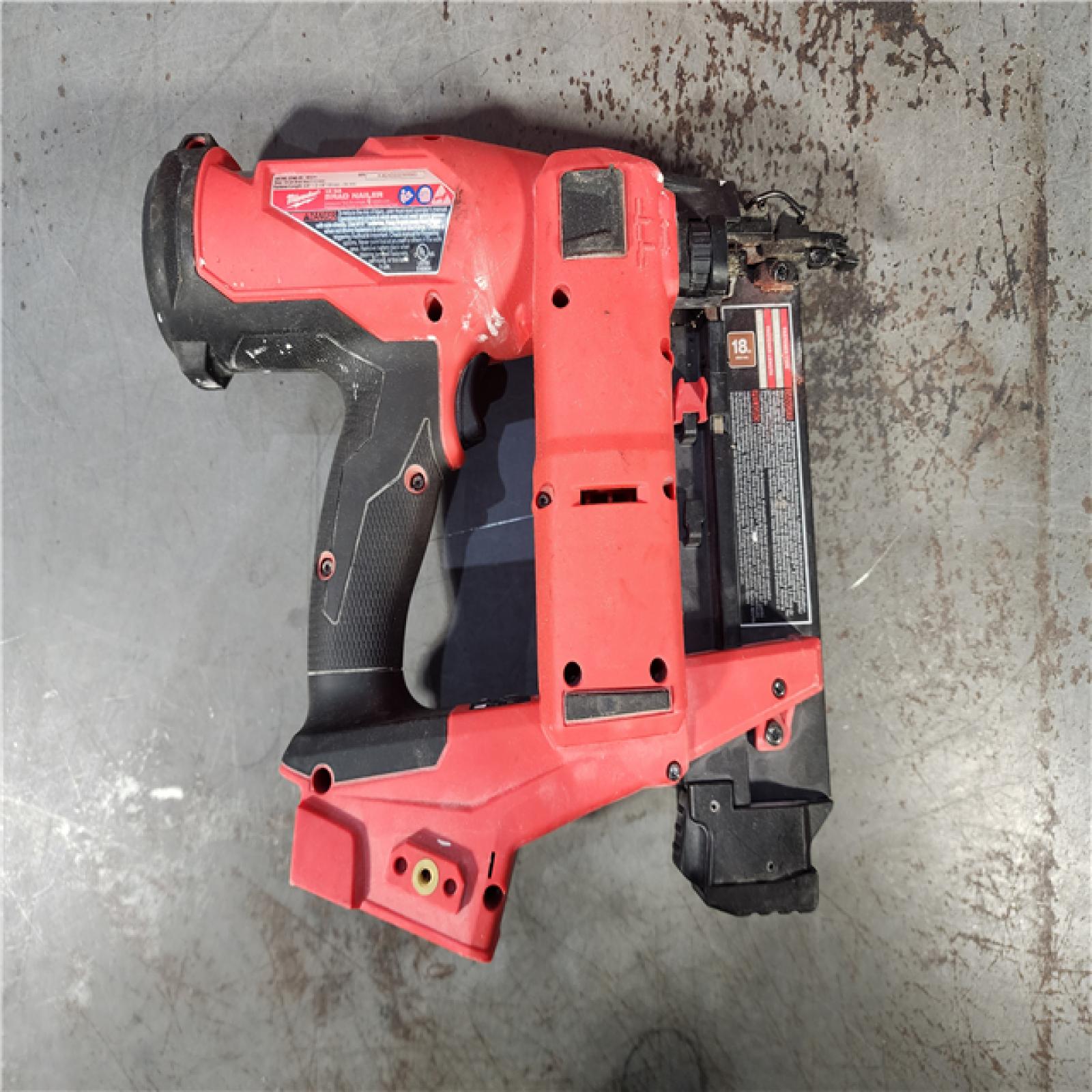 HOUSTON LOCATION - AS-IS Milwaukee M18 Fuel 18V Brushless 18-Gauge Brad Nailer 2746-20 (Bare Tool)