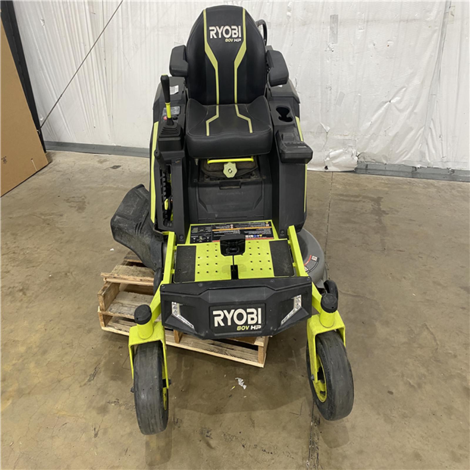 Houston Location - AS-IS Ryobi 80V HP Z42iL Riding Mower