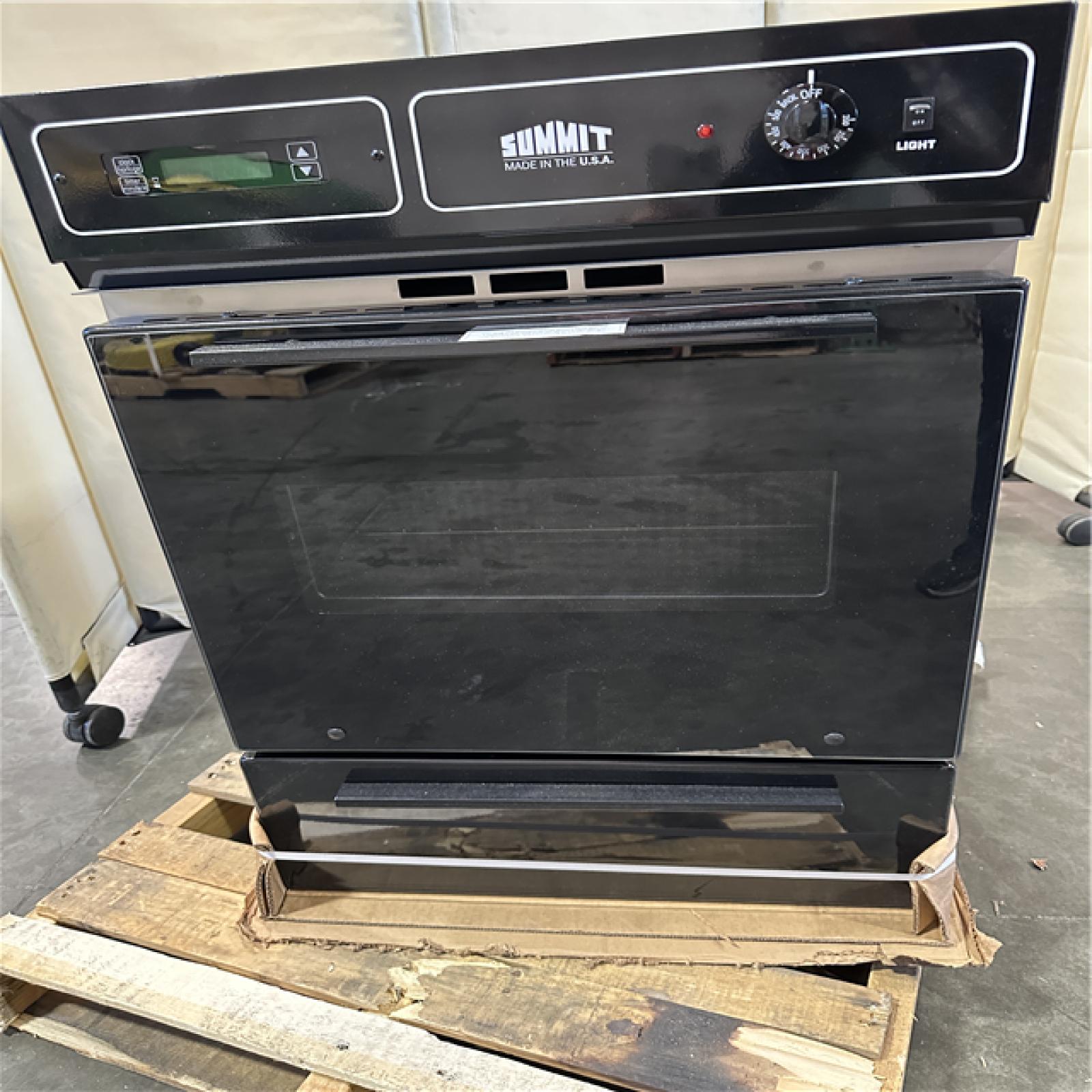 California AS-IS SUMMIT Wall Oven in Black Model TTM7212DK