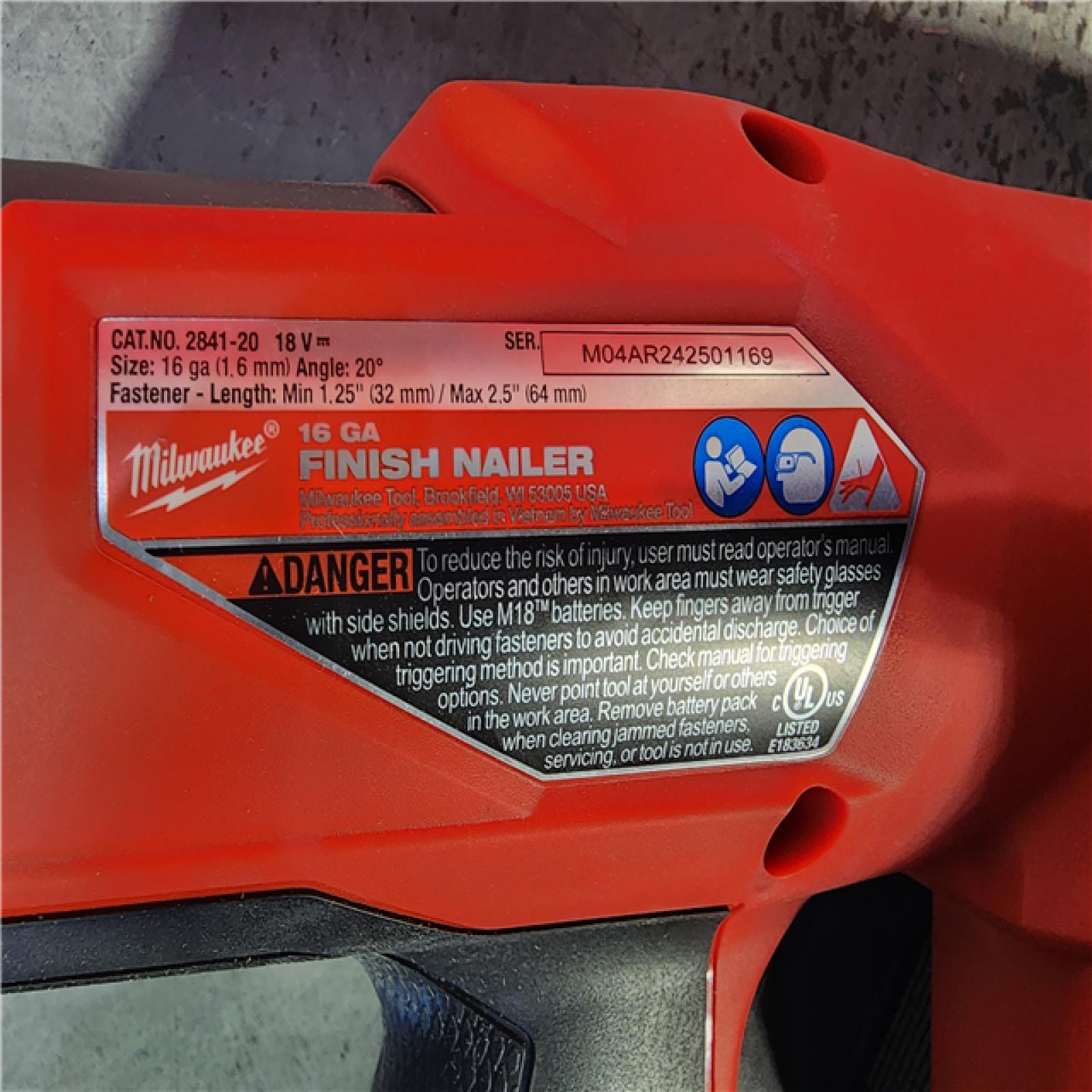 HOUSTON LOCATION - AS-IS (APPEARS LIKE NEW) Milwaukee 2841-20 18V Cordless Gen II 16 Gauge Angled Finish Nailer (Tool Only)