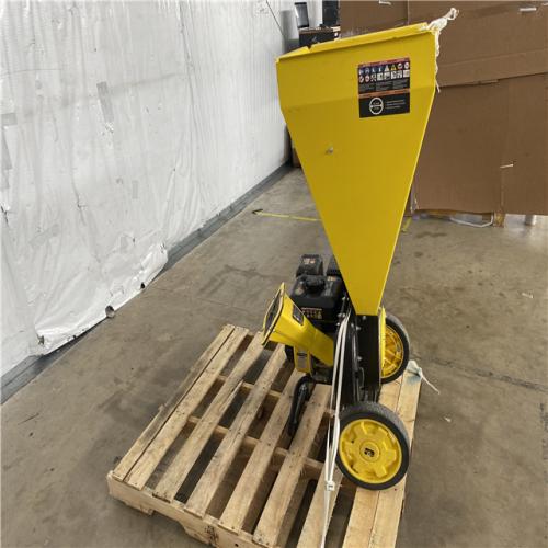 Houston Location - AS-IS CHAMPION 3in. Chipper Capacity Log Splitter