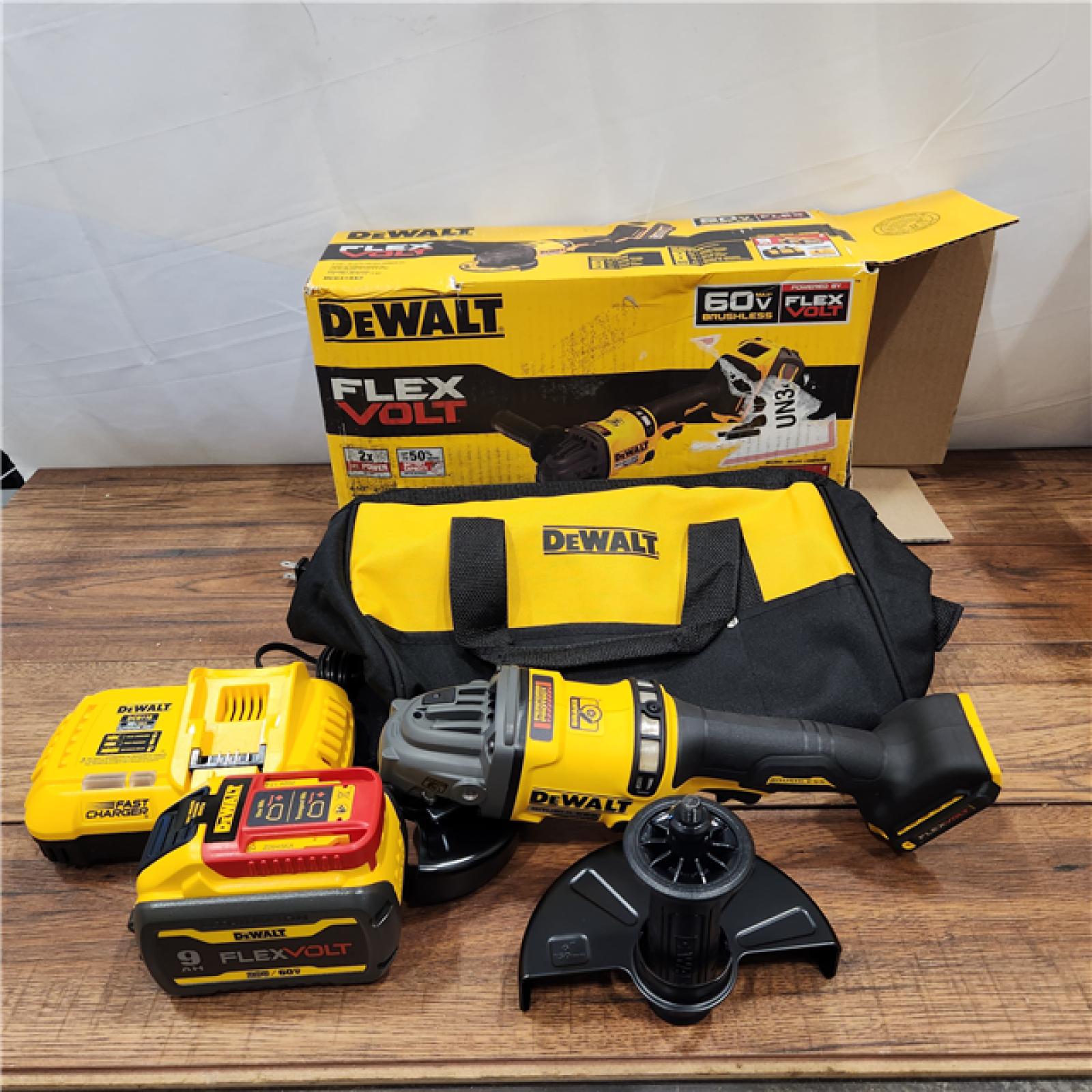 AS-IS DeWalt Flexvolt 60V Max Cordless Grinder  4.5 in; 6 in  Kit  1 KT