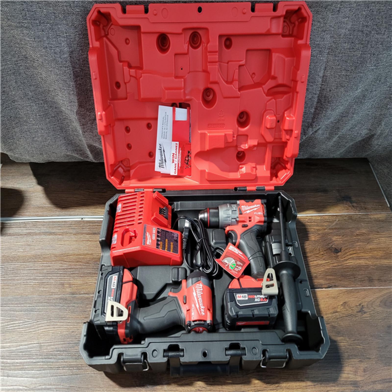 CALIFORNIA NEW MILWAUKEE M18 FUEL 2-TOOL COMBO KIT (2 BATTERIES AND CHARGER INCLUDED)