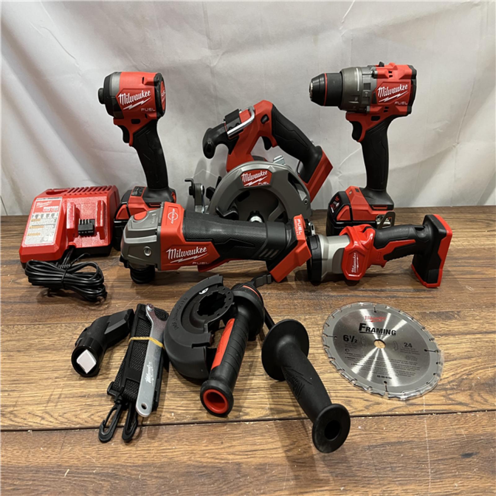 AS IS Milwaukee  M18 FUEL 5-TOOL COMBO KIT